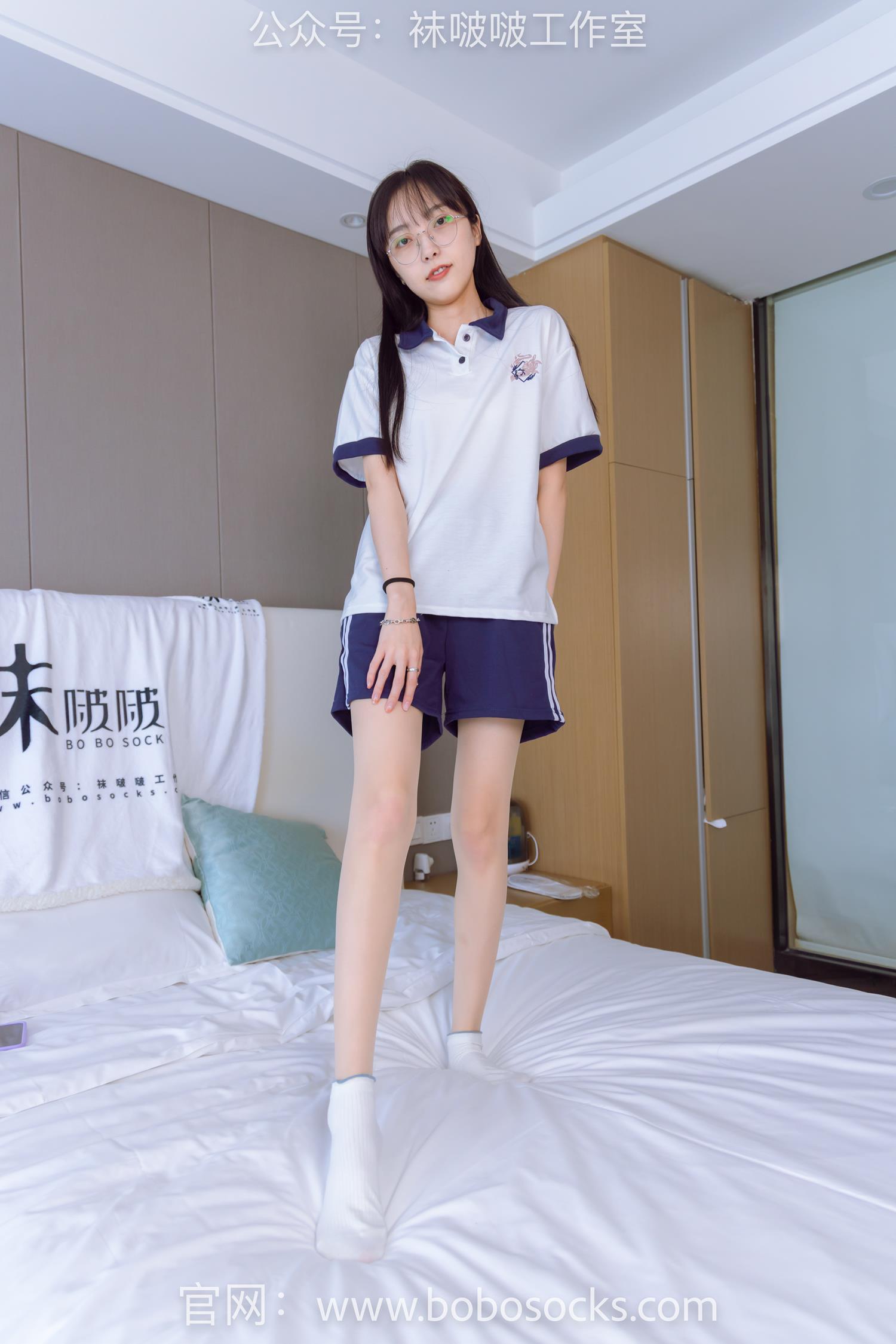 图片[53]-[BoBoSocks袜啵啵]NO.118 稚予-运动鞋、白棉袜、肉丝、踩小熊玩偶[140P] – 速更版-美库