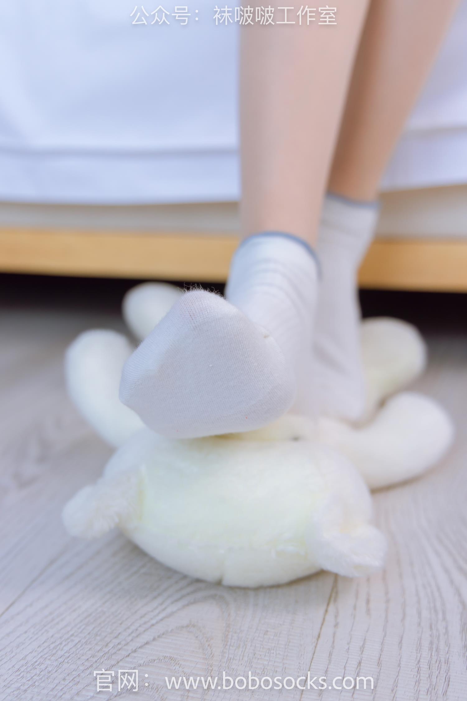 图片[78]-[BoBoSocks袜啵啵]NO.118 稚予-运动鞋、白棉袜、肉丝、踩小熊玩偶[140P] – 速更版-美库