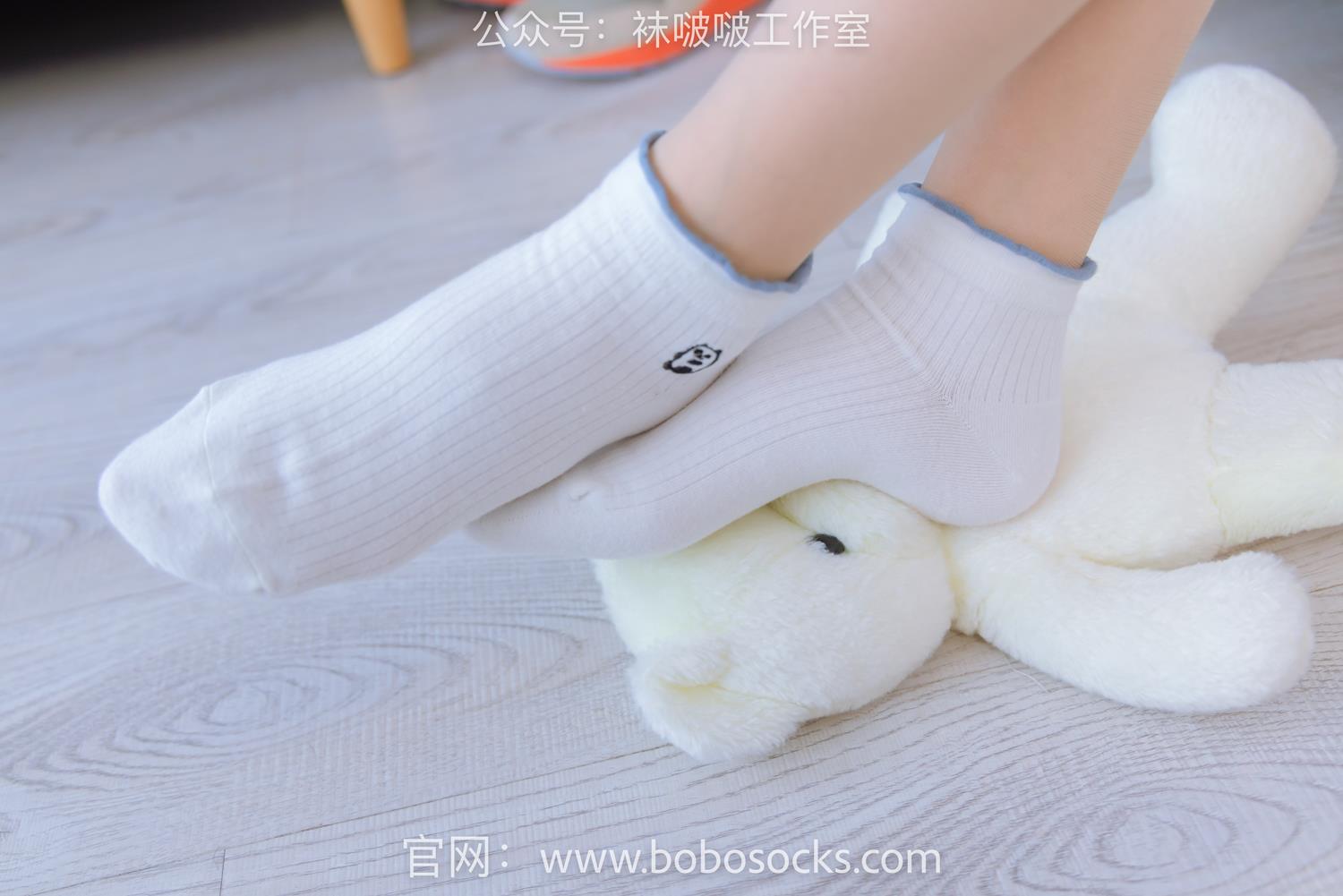 图片[79]-[BoBoSocks袜啵啵]NO.118 稚予-运动鞋、白棉袜、肉丝、踩小熊玩偶[140P] – 速更版-美库