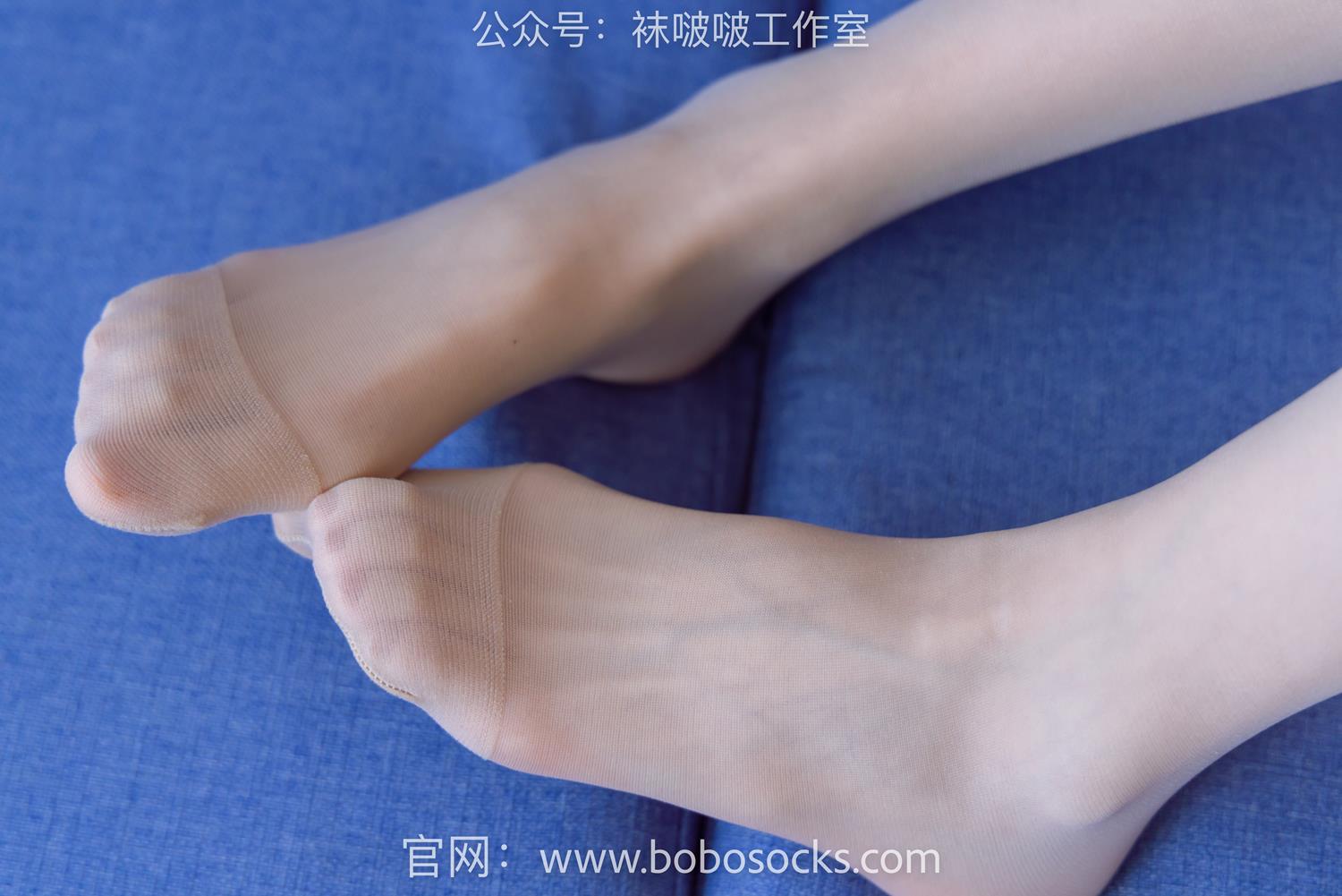 图片[132]-[BoBoSocks袜啵啵]NO.118 稚予-运动鞋、白棉袜、肉丝、踩小熊玩偶[140P] – 速更版-美库