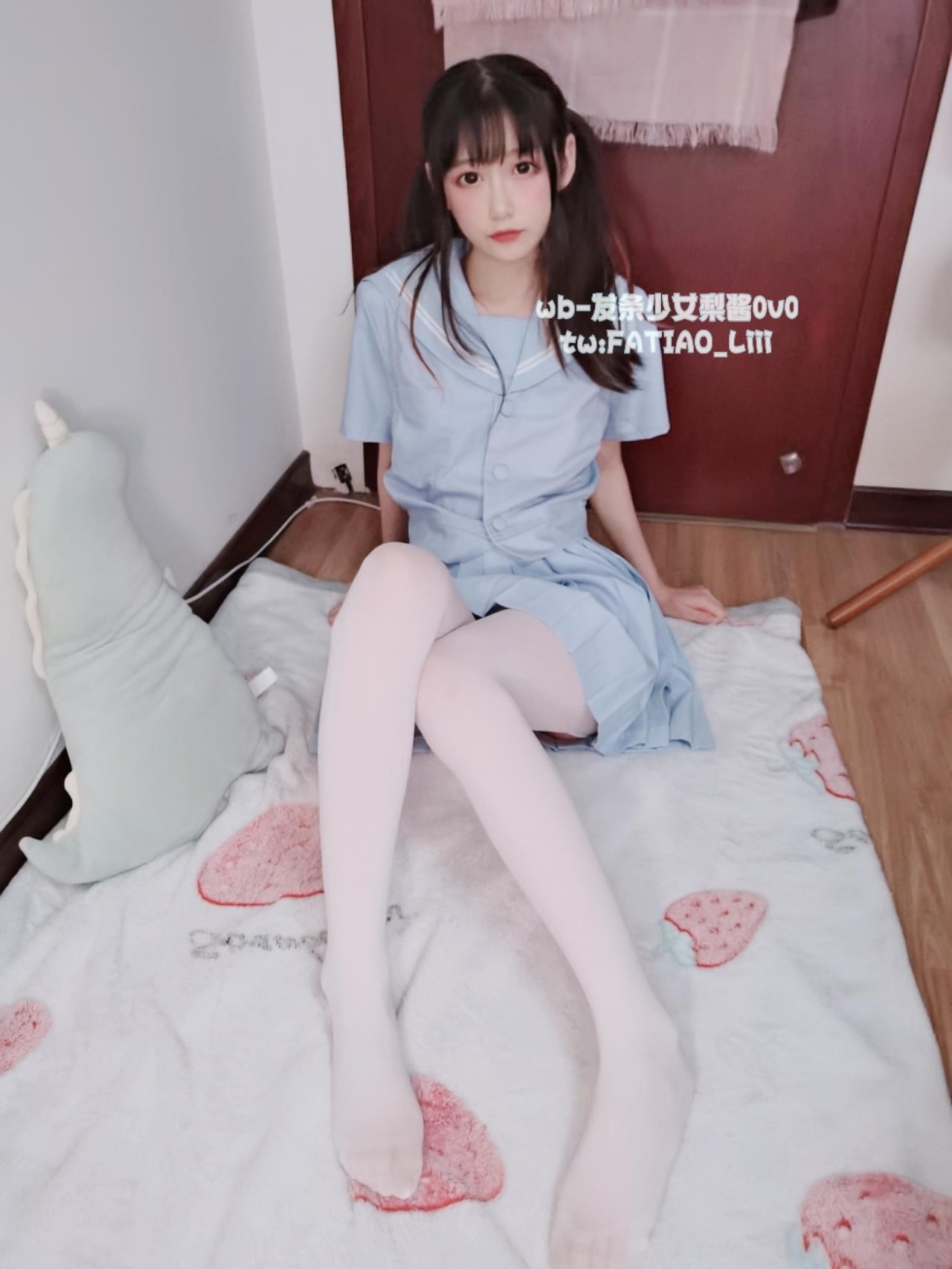图片[16]-迷之呆梨(发条少女) 水蓝JK [20P] – 速更版-美库