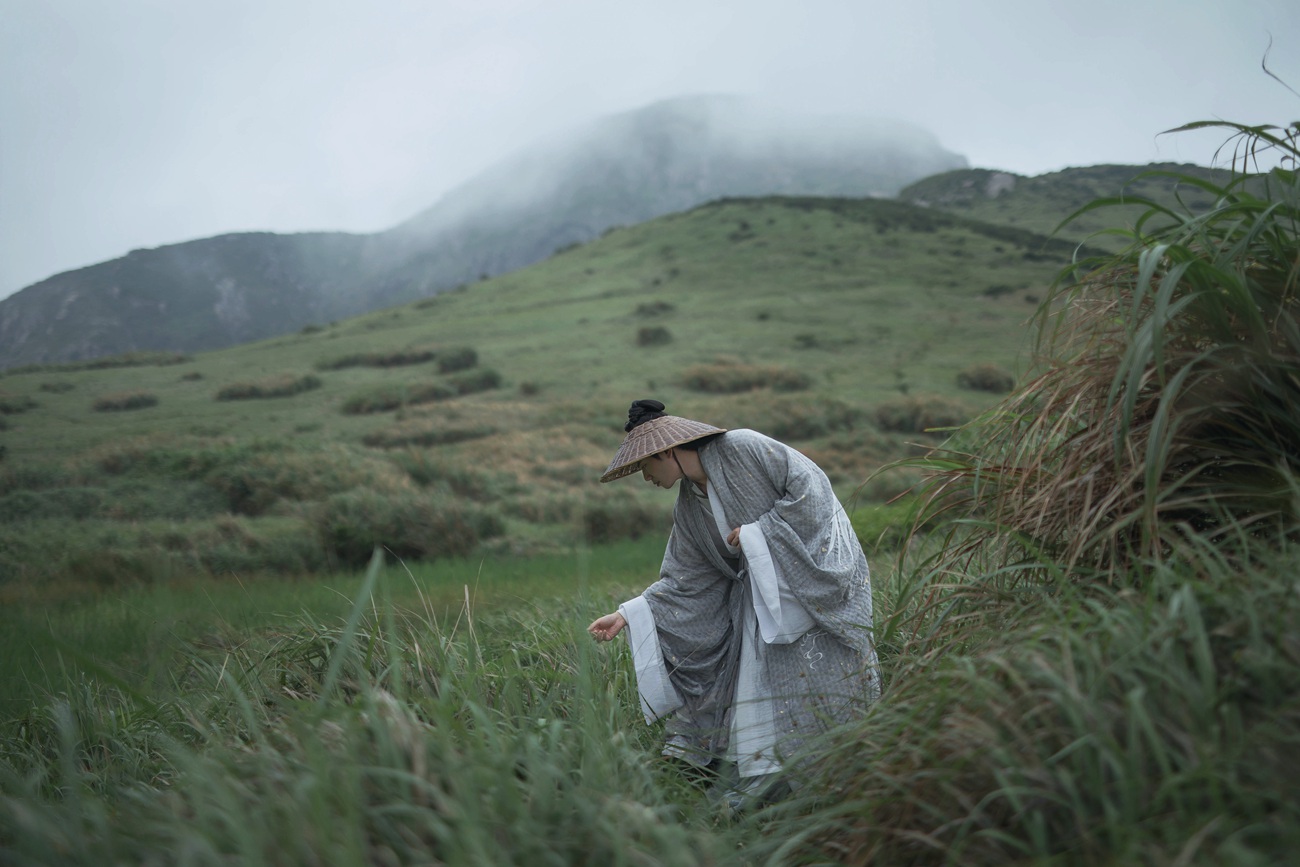 图片[13]-[YITUYU艺图语] 2021.09.16 有所思 五色石南叶 [29P] – 速更版-美库