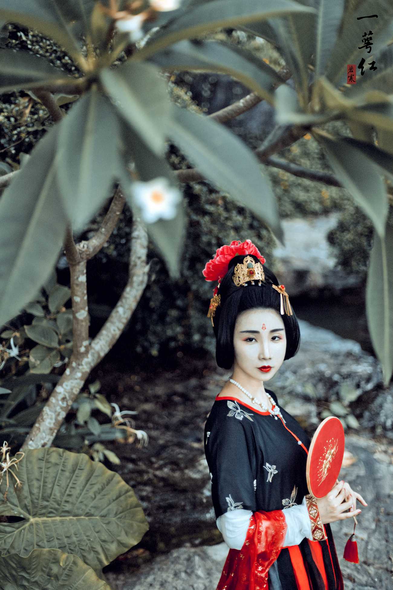 图片[13]-[YITUYU艺图语] 2021.09.18 一萼红 唱小游 [23P] – 速更版-美库