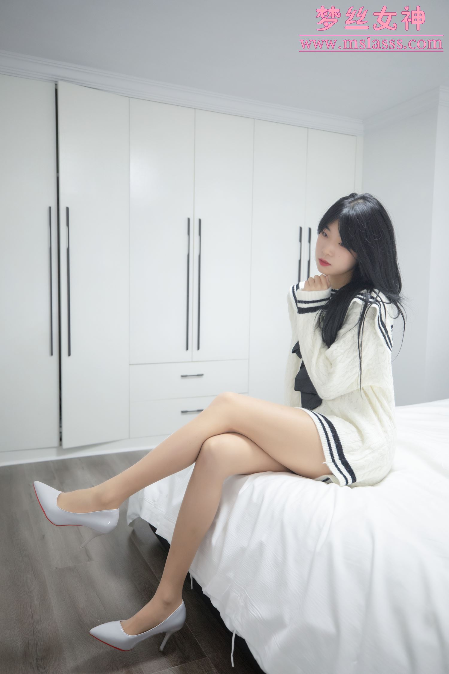 图片[12]-[MSLASS梦丝女神]2021.11.17 白衣大长腿 韩飞儿[27P] – 速更版-美库