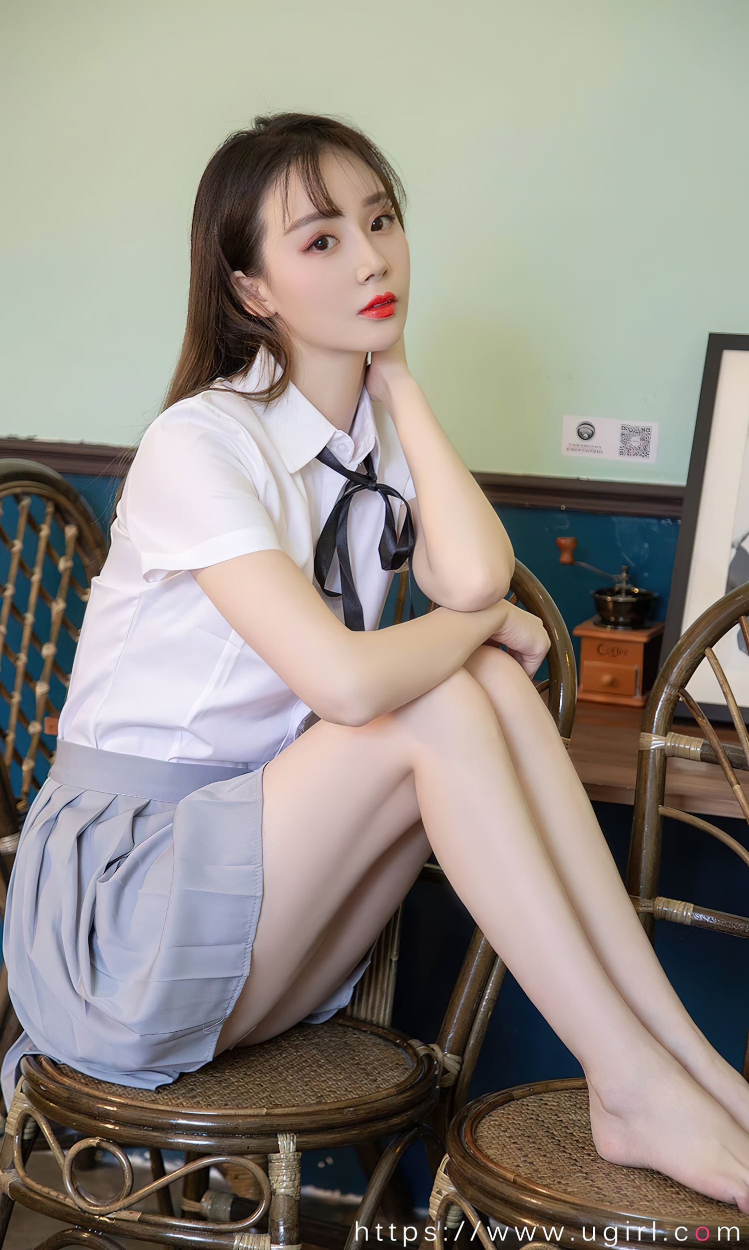 图片[20]-[爱尤物]2022 NO.2381 徐肉肉 少女甜[35P] – 速更版-美库