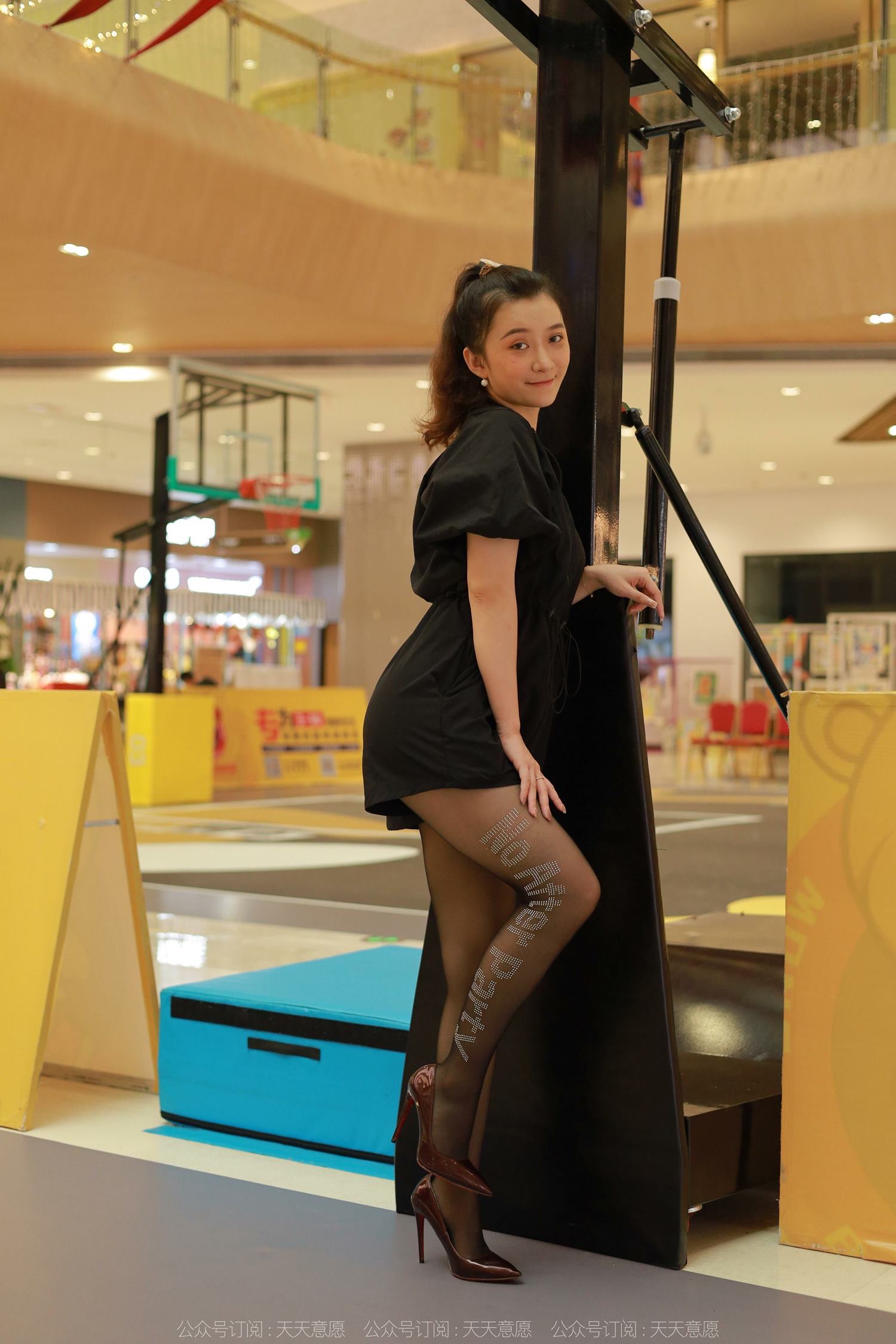 图片[36]-[IESS异思趣向] 耽丝 220428秋秋的带钻字母嘿丝 [89P] – 速更版-美库