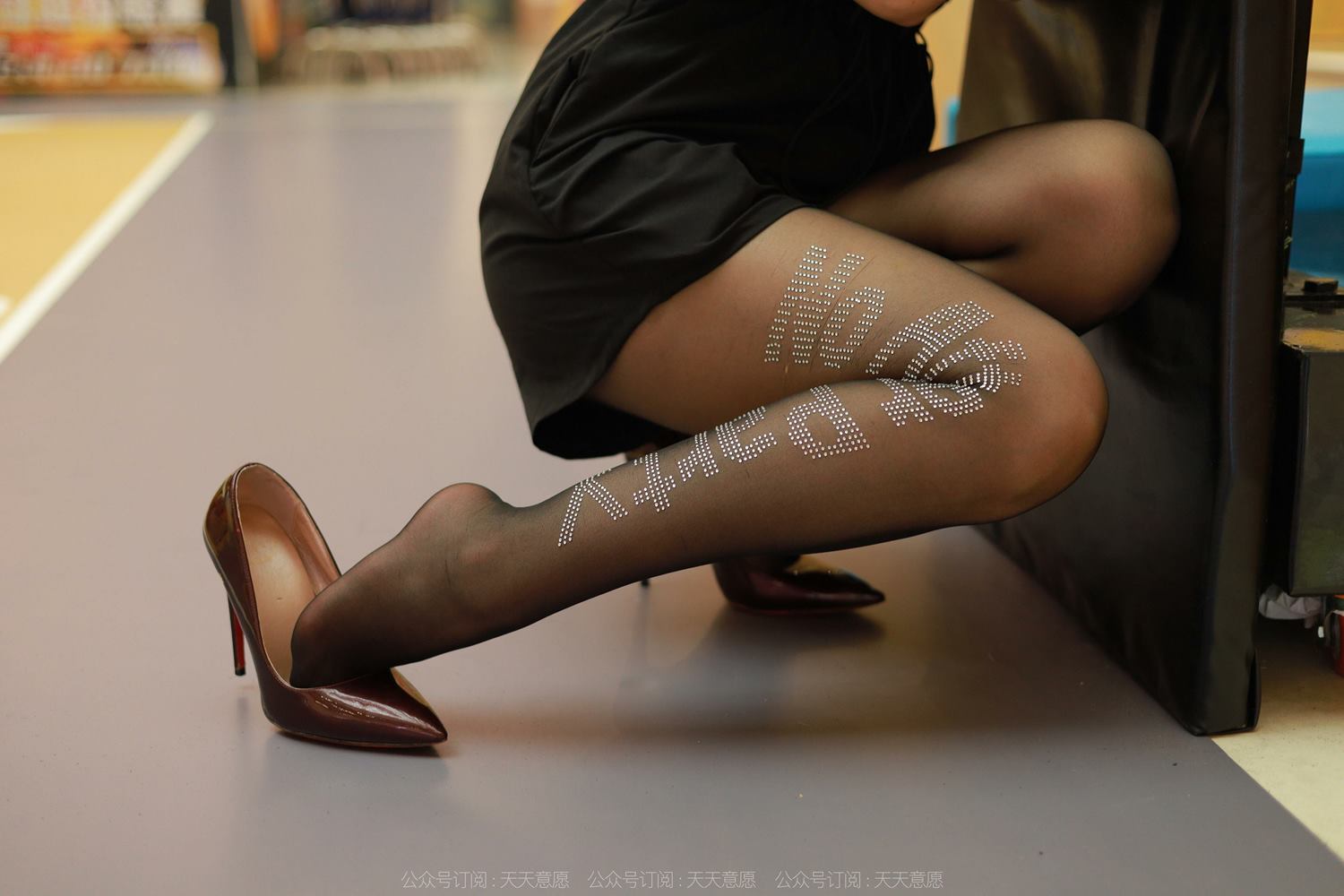 图片[42]-[IESS异思趣向] 耽丝 220428秋秋的带钻字母嘿丝 [89P] – 速更版-美库