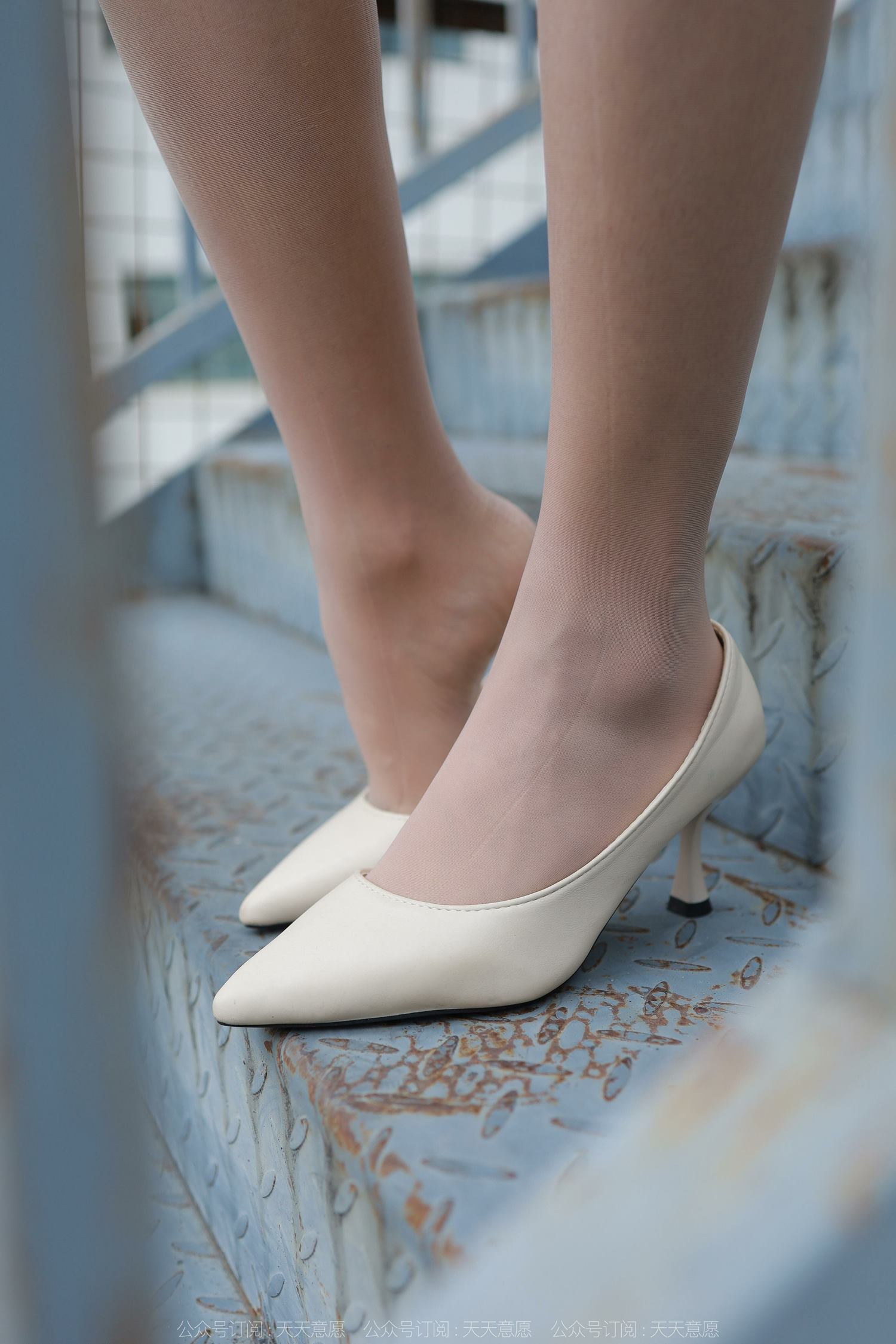 图片[33]-[IESS异思趣向] 耽丝 220501白色恋人婉萍 [86P] – 速更版-美库