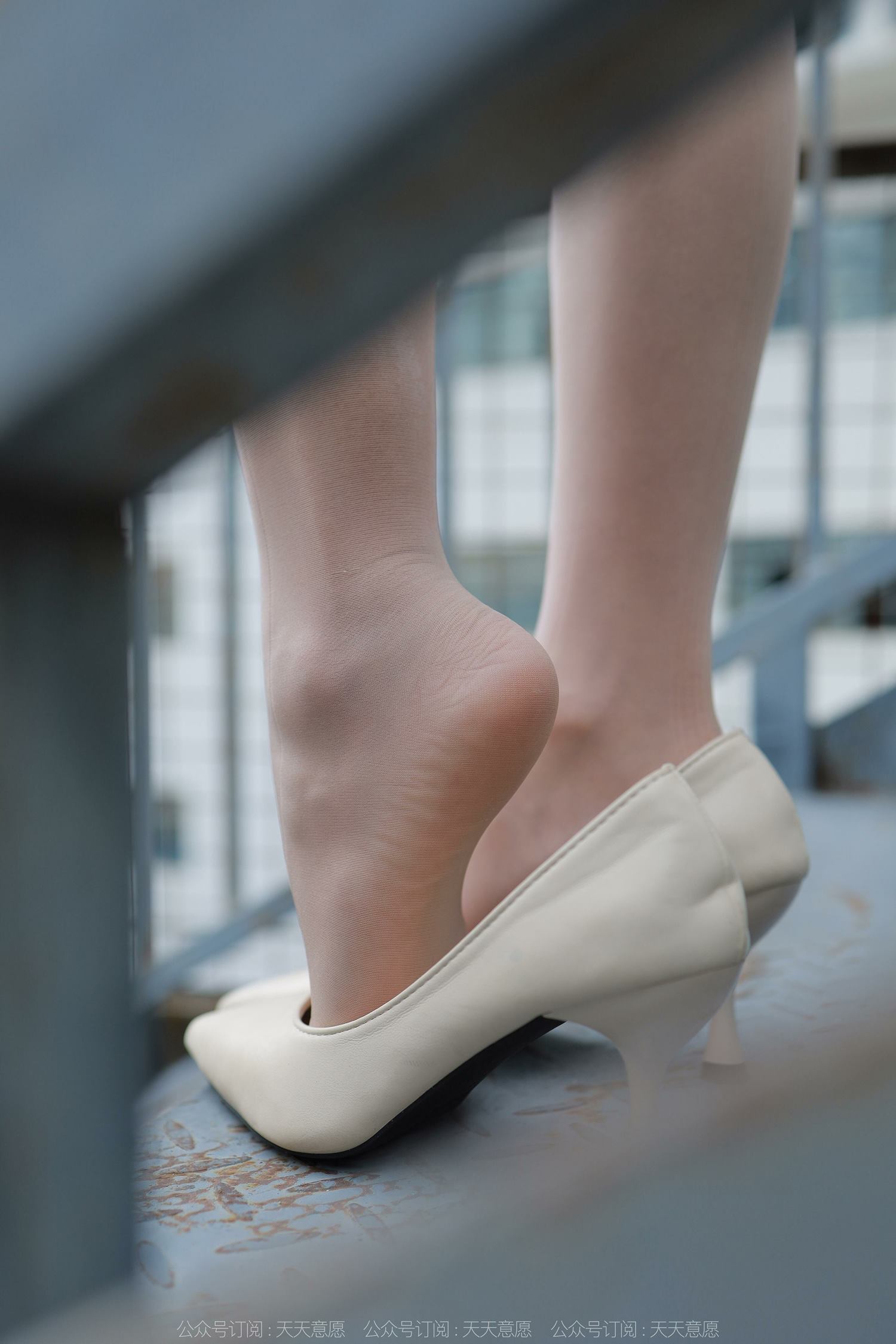 图片[36]-[IESS异思趣向] 耽丝 220501白色恋人婉萍 [86P] – 速更版-美库