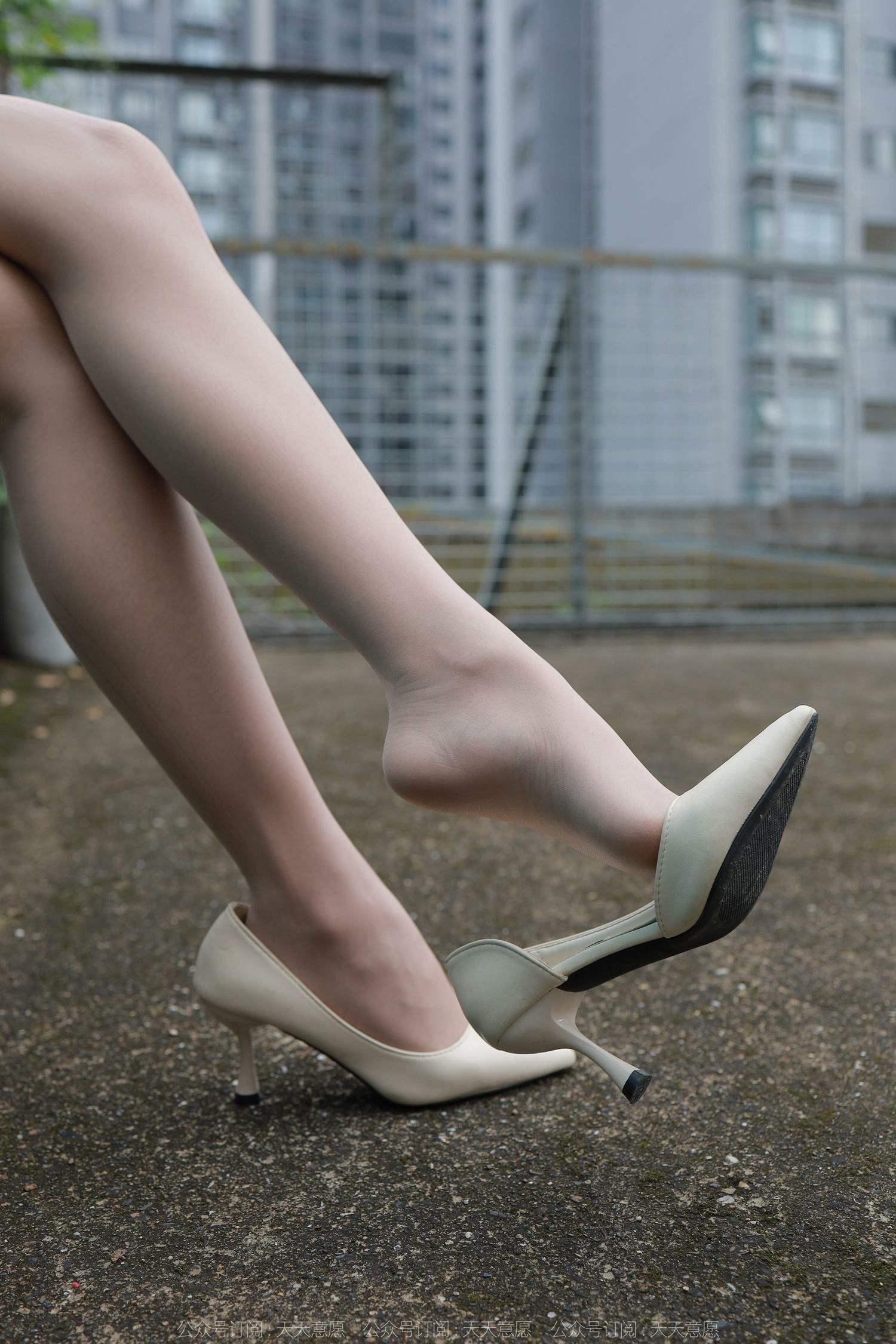 图片[49]-[IESS异思趣向] 耽丝 220501白色恋人婉萍 [86P] – 速更版-美库