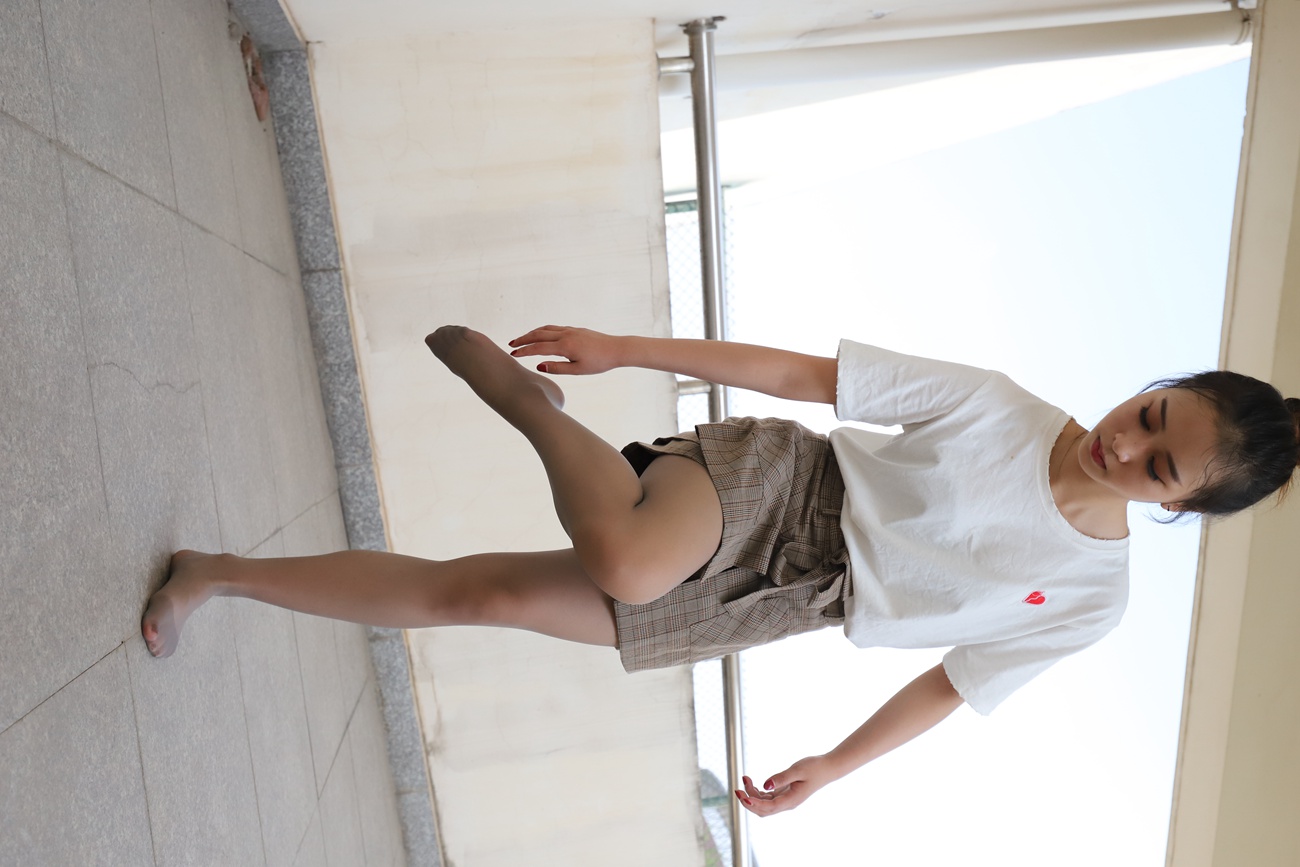 图片[22]-大西瓜爱牙膏-2019 6月活动 模特1（一） 薄灰丝(5)[71P] – 速更版-美库