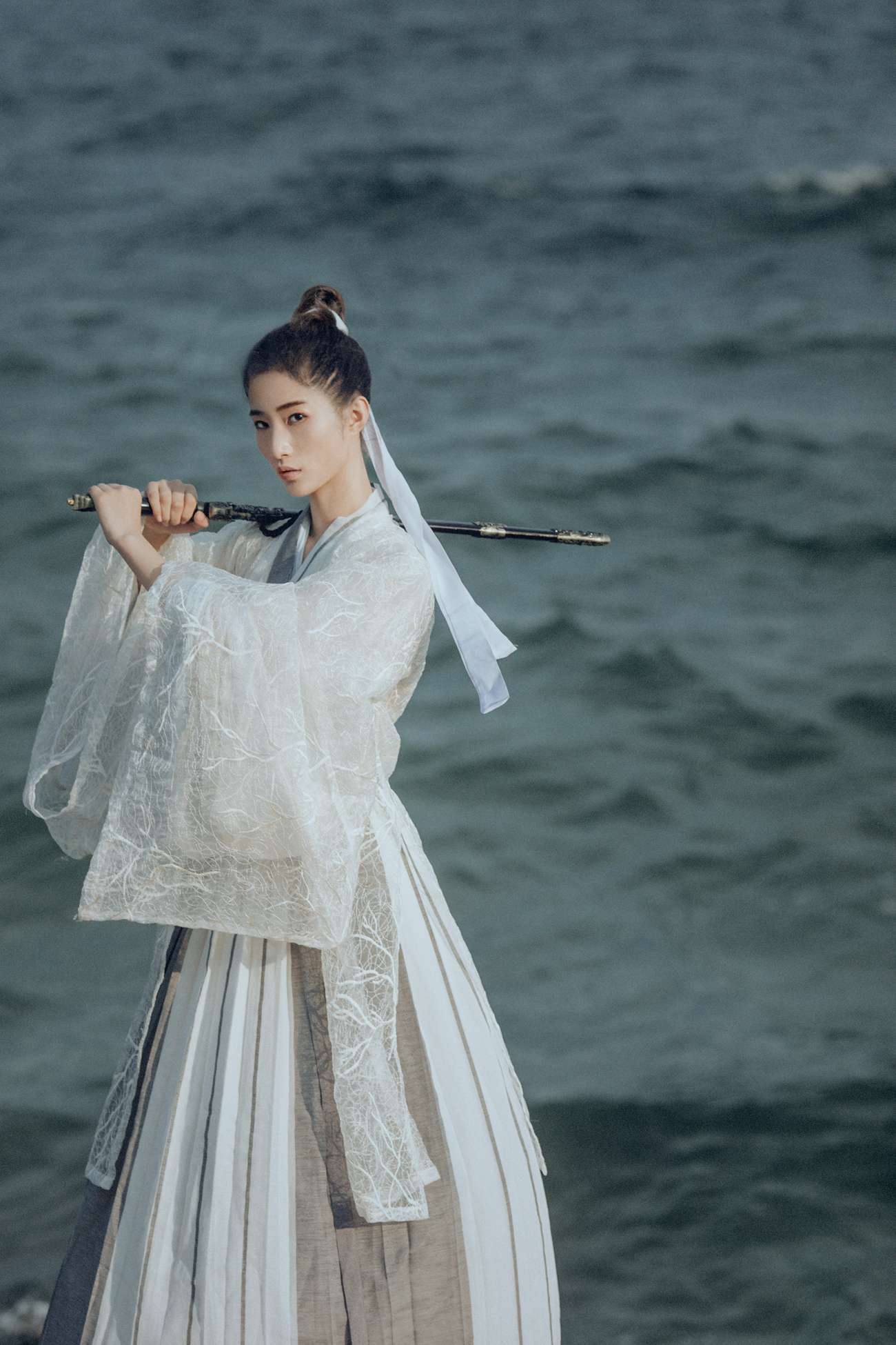 图片[12]-[YITUYU艺图语] 2021.09.27 剑起沧澜 77 [22P] – 速更版-美库