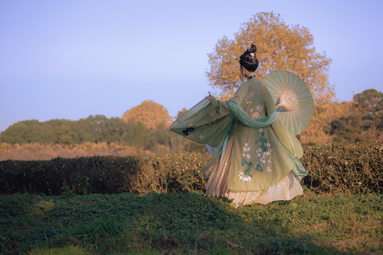 图片[19]-[YITUYU艺图语] 2021.09.27 苏幕遮 唱小游 [26P] – 速更版-美库