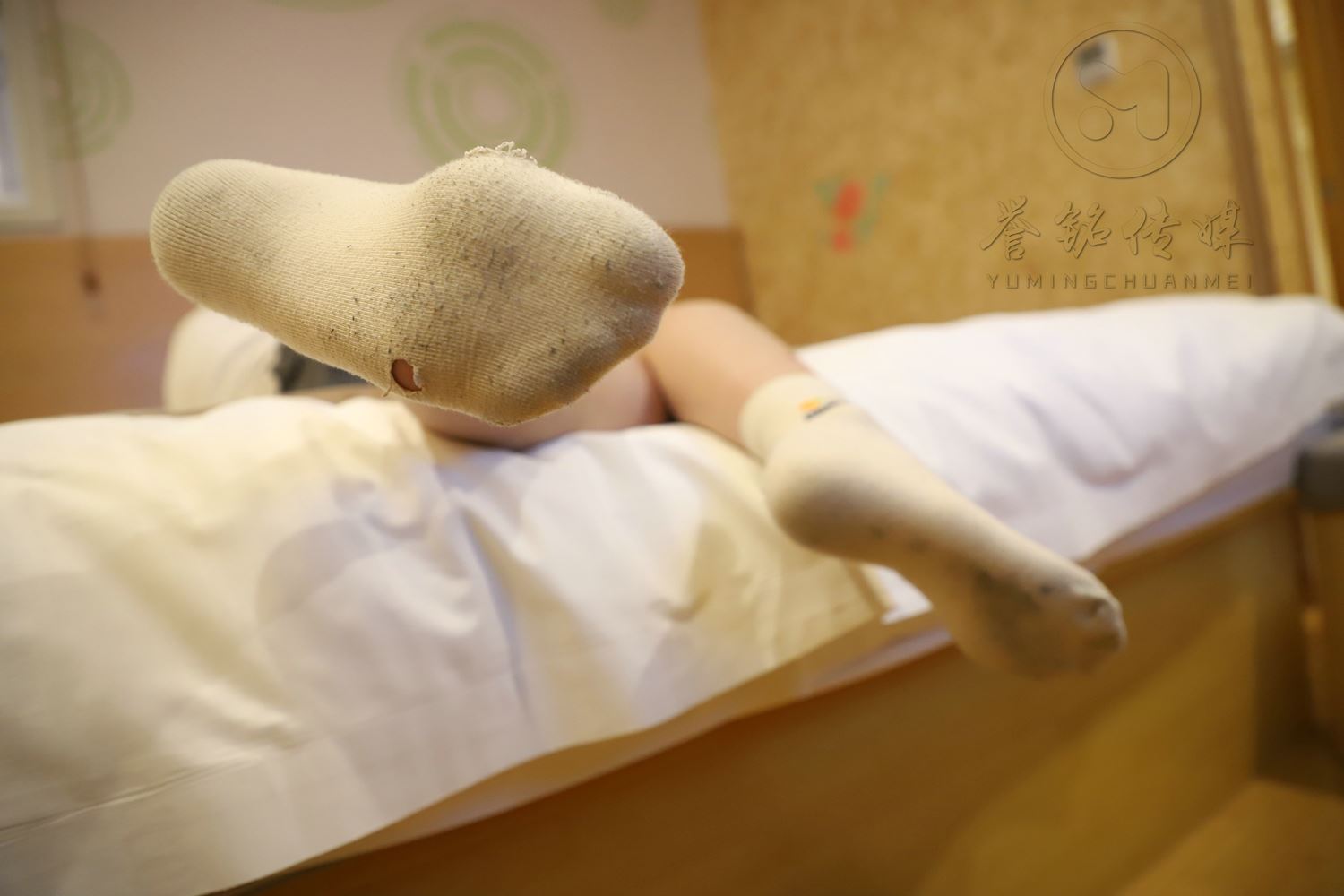 图片[73]-[誉铭传媒]袜足摄影 2019年 NO.003 破棉袜裸足[151P] – 速更版-美库