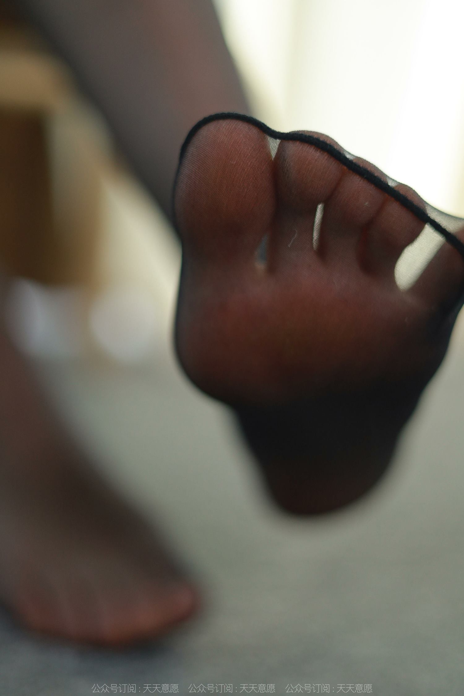 图片[23]-[IESS异思趣向] 耽丝 220509御姐嘿丝小婕 [92P] – 速更版-美库