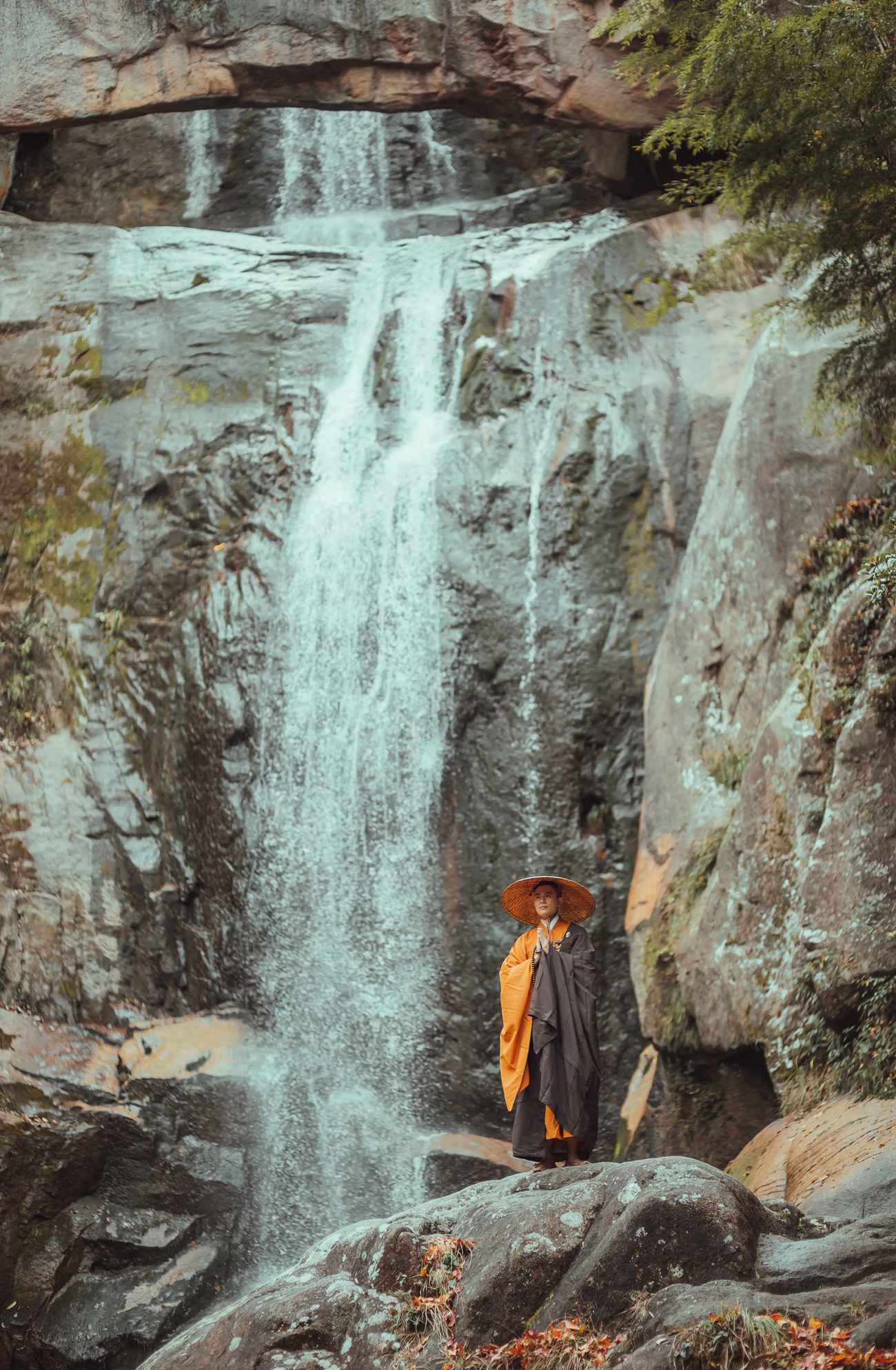 图片[19]-[YITUYU艺图语] 2021.09.29 天台行禅 五色石南叶 [32P] – 速更版-美库