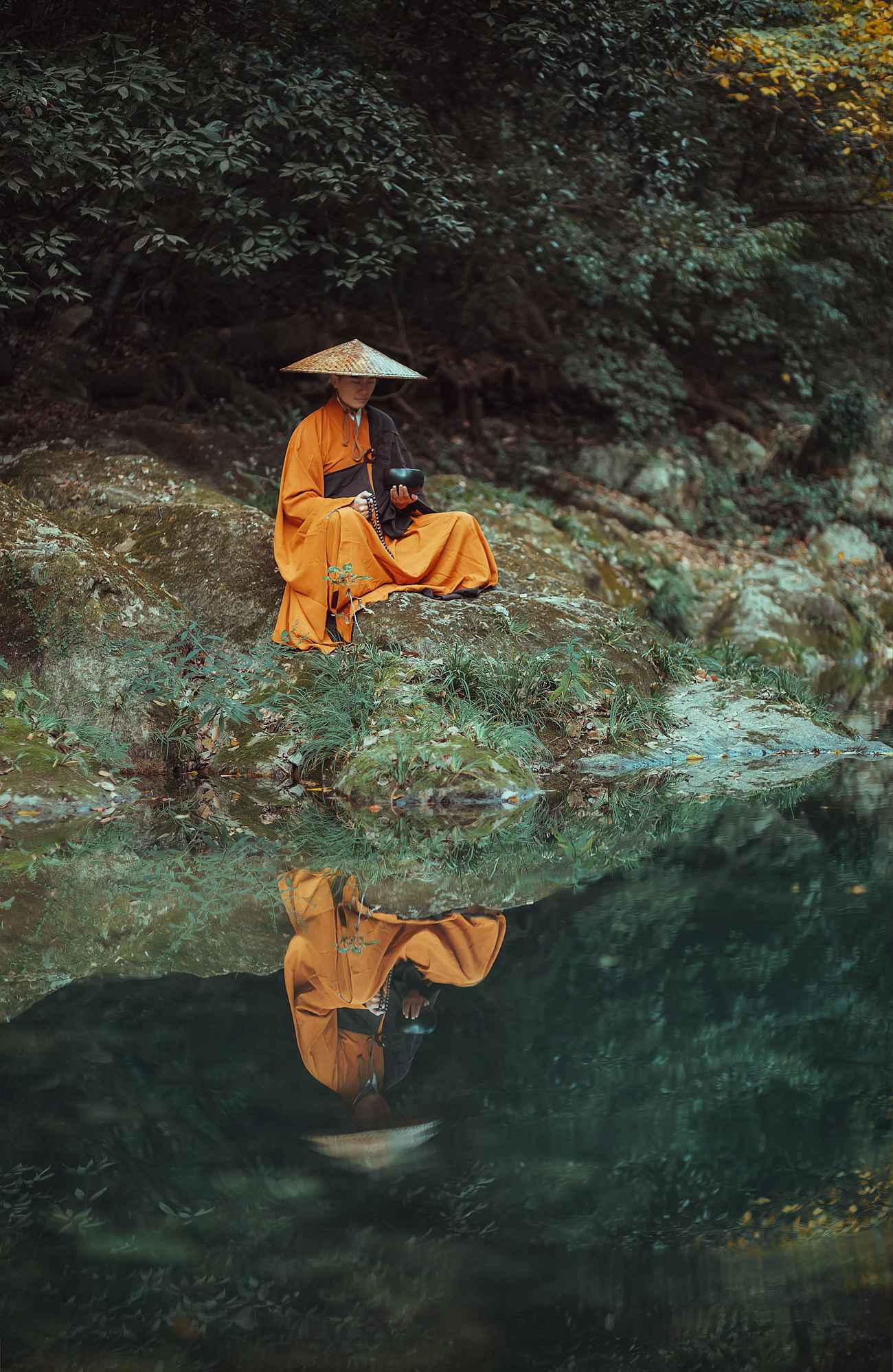 图片[33]-[YITUYU艺图语] 2021.09.29 天台行禅 五色石南叶 [32P] – 速更版-美库