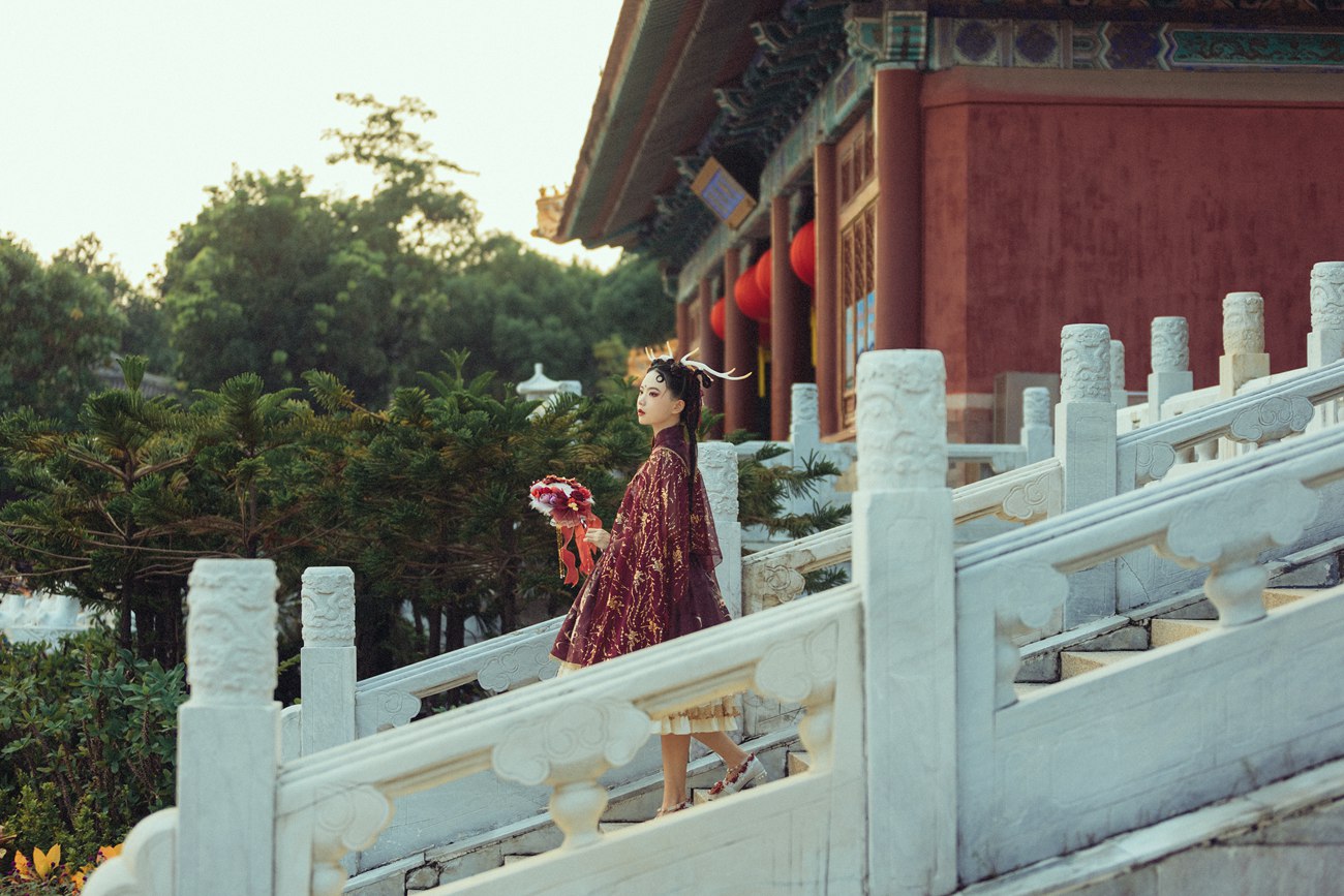 图片[23]-[YITUYU艺图语] 2021.10.06 龙女 totoro [25P] – 速更版-美库