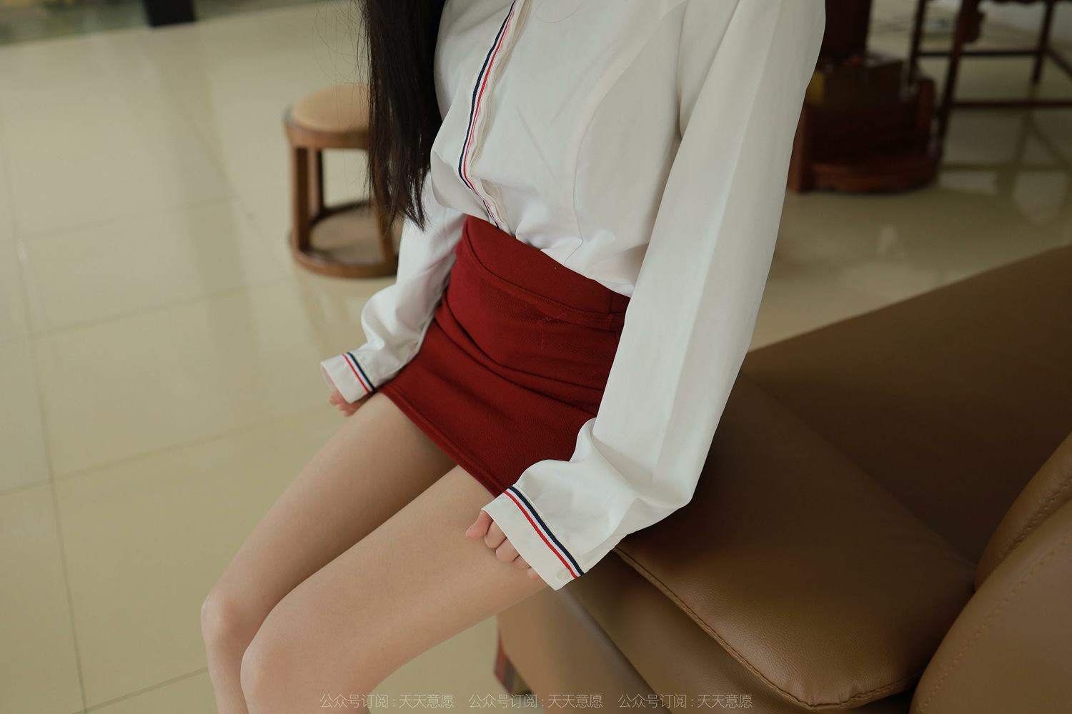 图片[85]-[IESS异思趣向] 耽丝 220511门外的红裙婉萍 [92P] – 速更版-美库