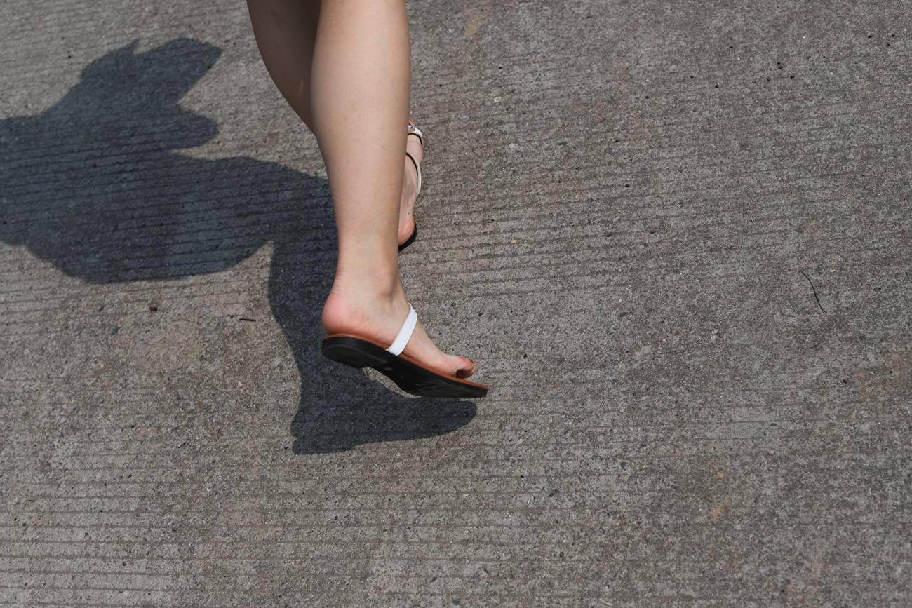 图片[98]-大西瓜爱牙膏-2019 6月活动 模特1（一） 裸足 [120P] – 速更版-美库