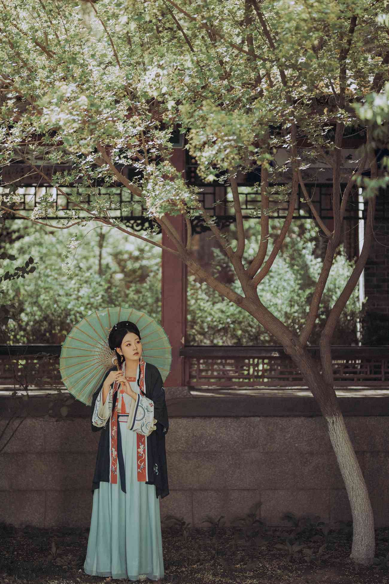 图片[11]-[YITUYU艺图语] 2021.10.06 伤春逝 茜茜 [25P] – 速更版-美库