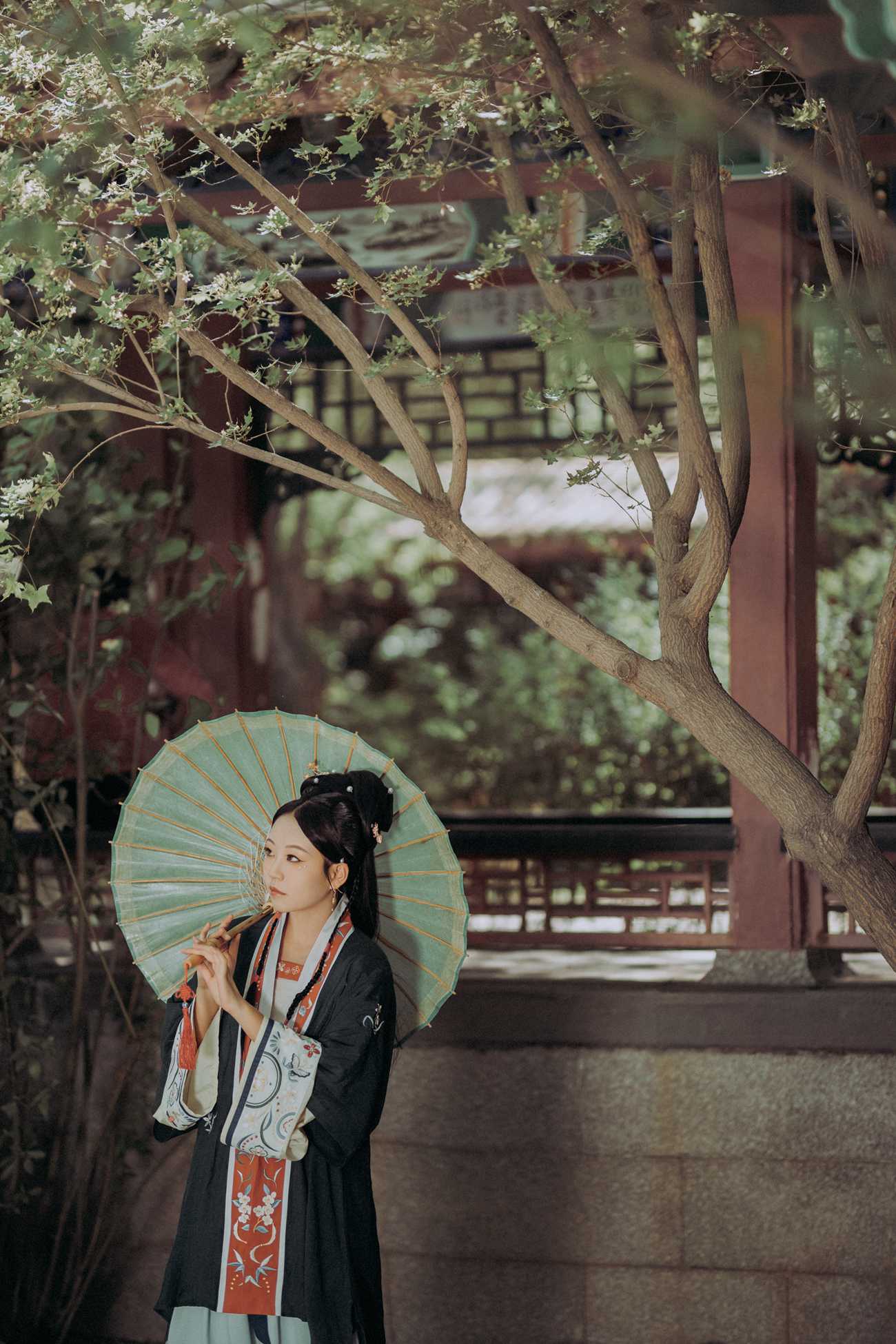 图片[21]-[YITUYU艺图语] 2021.10.06 伤春逝 茜茜 [25P] – 速更版-美库