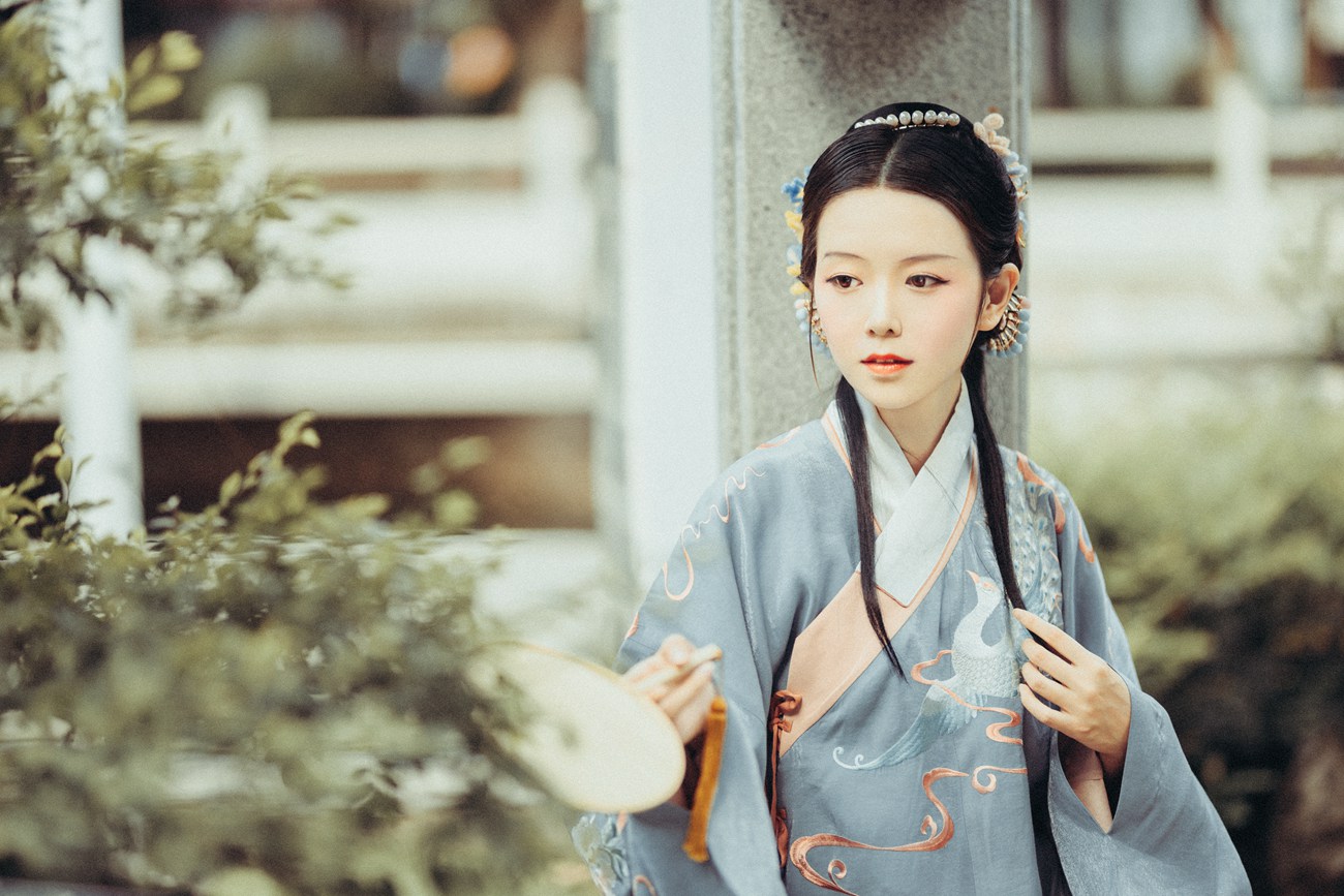 图片[22]-[YITUYU艺图语] 2021.10.07 春思 航子 [24P] – 速更版-美库