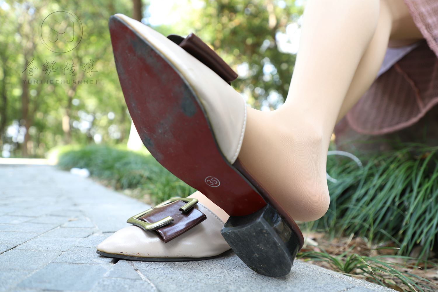 图片[20]-[誉铭传媒]袜足摄影 2019年 NO.009 肉丝裸足[121P] – 速更版-美库