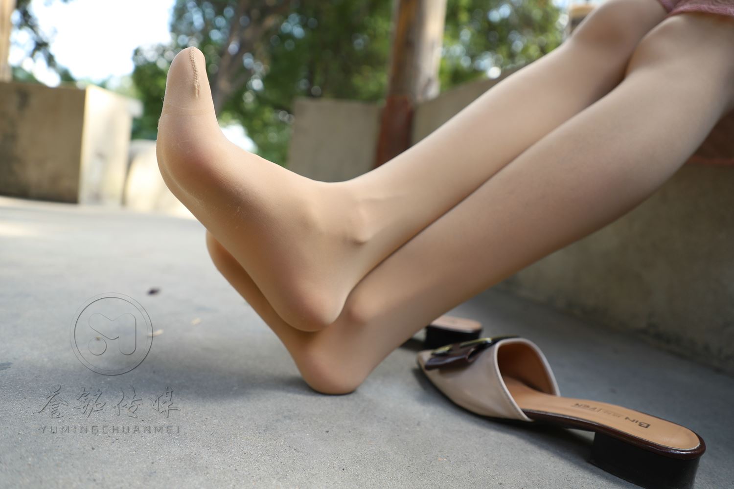 图片[71]-[誉铭传媒]袜足摄影 2019年 NO.009 肉丝裸足[121P] – 速更版-美库