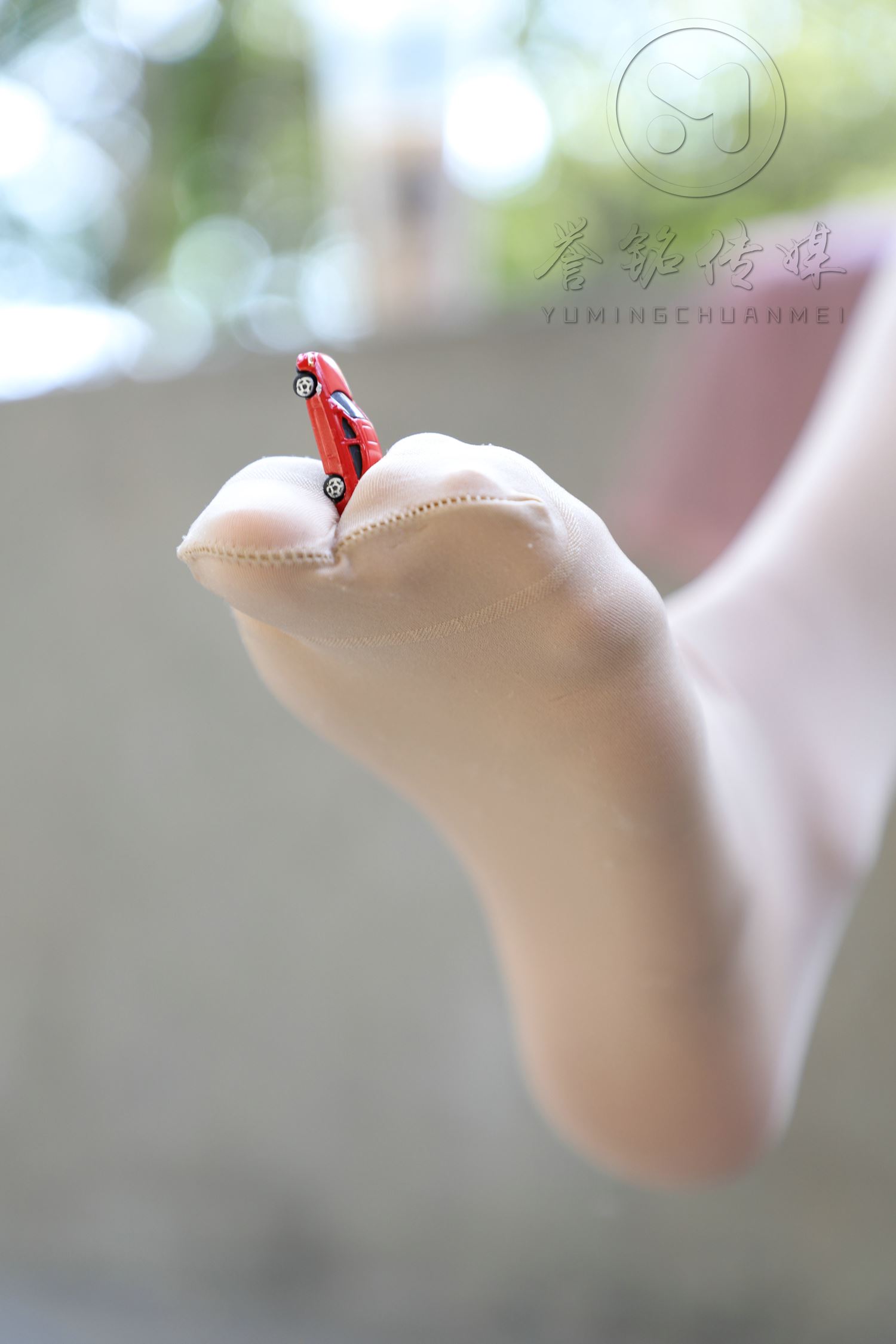 图片[94]-[誉铭传媒]袜足摄影 2019年 NO.009 肉丝裸足[121P] – 速更版-美库