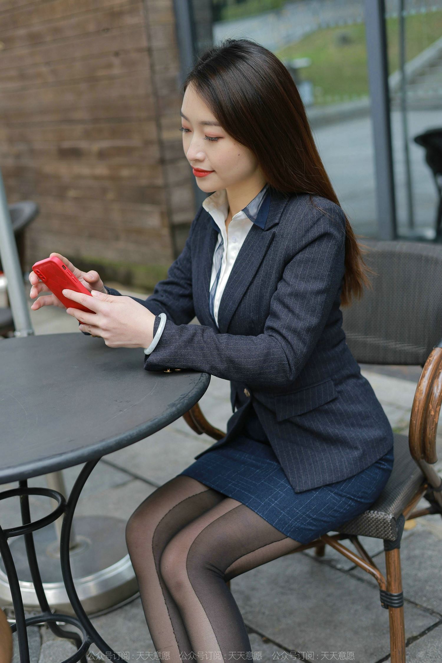 图片[16]-[IESS异思趣向] 2022.04.25 丝享家1070：小婕《红鞋职业装》[88P] – 速更版-美库