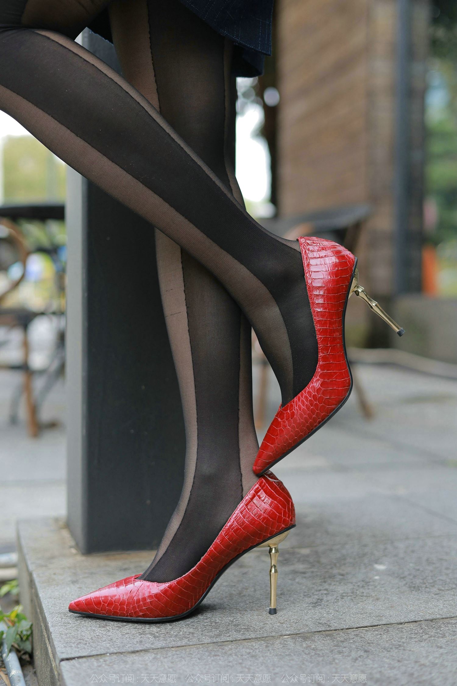 图片[51]-[IESS异思趣向] 2022.04.25 丝享家1070：小婕《红鞋职业装》[88P] – 速更版-美库