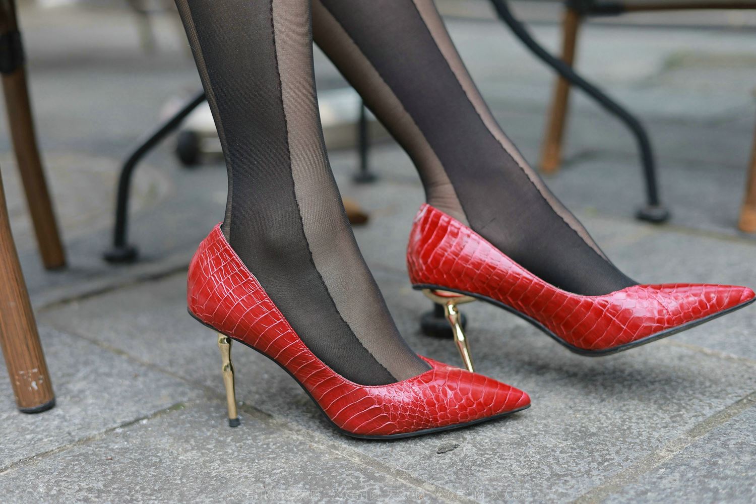 图片[83]-[IESS异思趣向] 2022.04.25 丝享家1070：小婕《红鞋职业装》[88P] – 速更版-美库