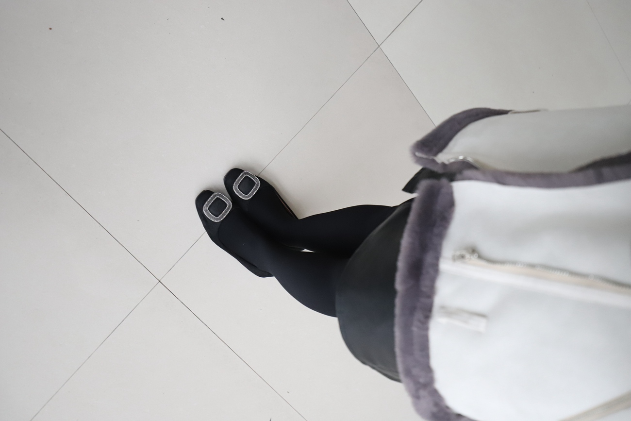 图片[22]-大西瓜爱牙膏-2019 6月活动 模特2（二） 黑丝 (1)[87P] – 速更版-美库