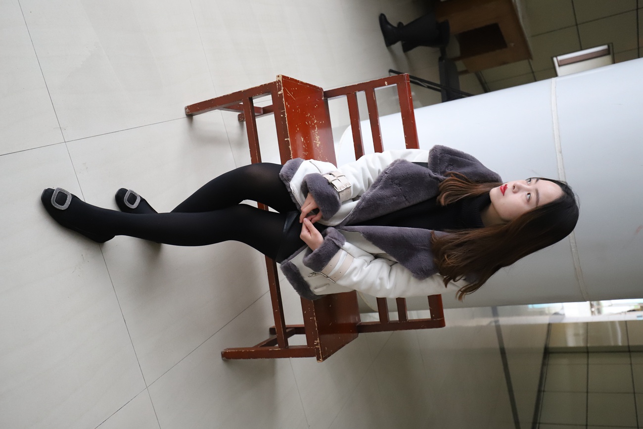 图片[33]-大西瓜爱牙膏-2019 6月活动 模特2（二） 黑丝 (1)[87P] – 速更版-美库