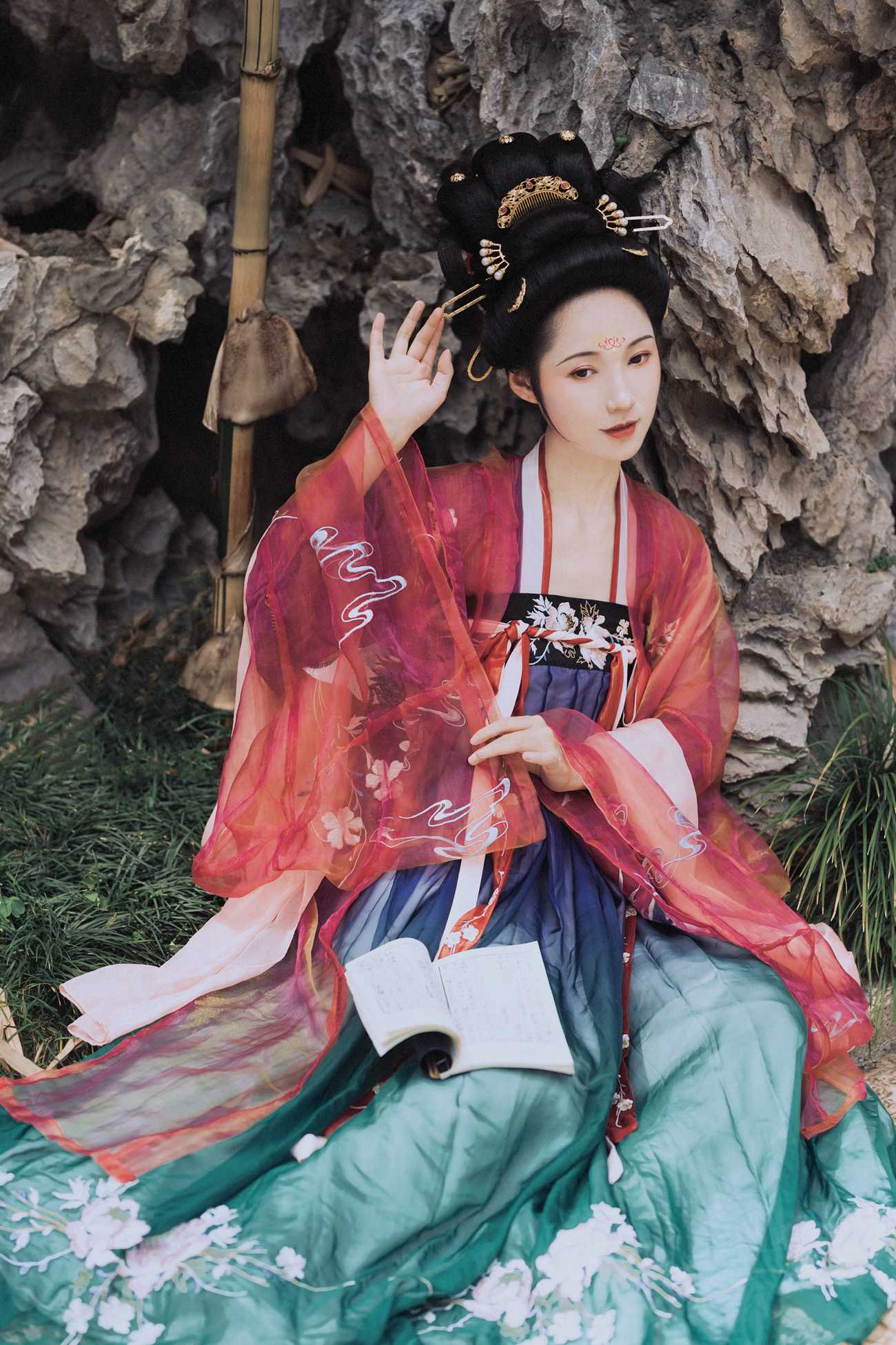 图片[22]-[YITUYU艺图语] 2021.10.07 罗敷媚 瑞雪 [25P] – 速更版-美库