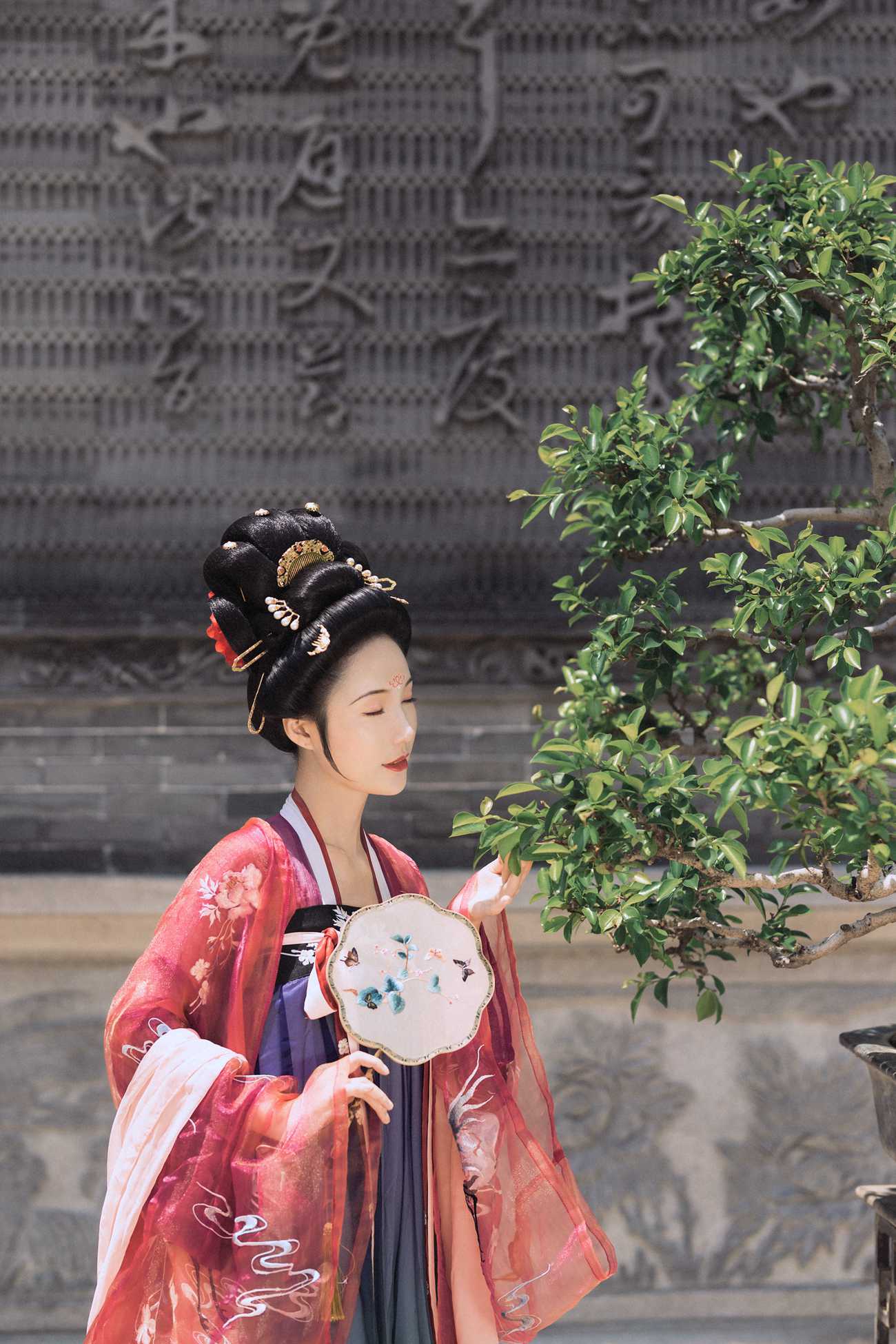 图片[26]-[YITUYU艺图语] 2021.10.07 罗敷媚 瑞雪 [25P] – 速更版-美库