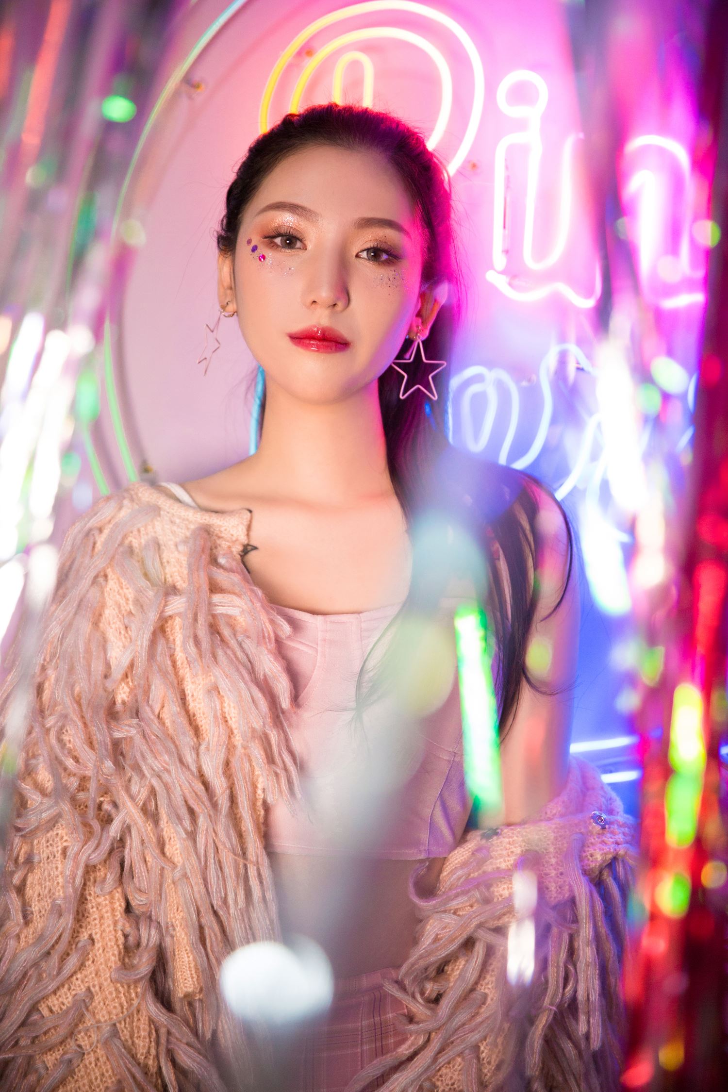 图片[18]-[YALAYI雅拉伊]2022.09.07 NO.972 热辣辣[25+1P] – 速更版-美库