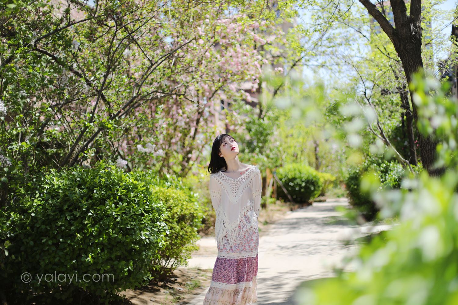 图片[25]-[YALAYI雅拉伊]2022.09.22 NO.975 光晕 京京[42+1P] – 速更版-美库