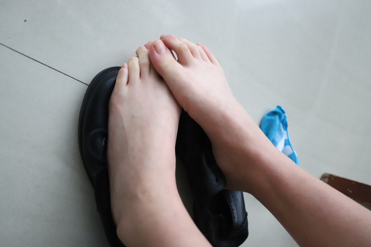 图片[71]-大西瓜爱牙膏-2019 6月活动 模特2（二） 肉丝裸足 [100] – 速更版-美库