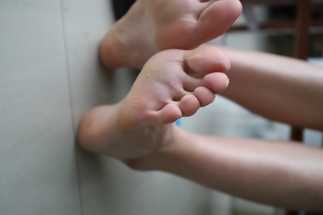 图片[86]-大西瓜爱牙膏-2019 6月活动 模特2（二） 肉丝裸足 [100] – 速更版-美库