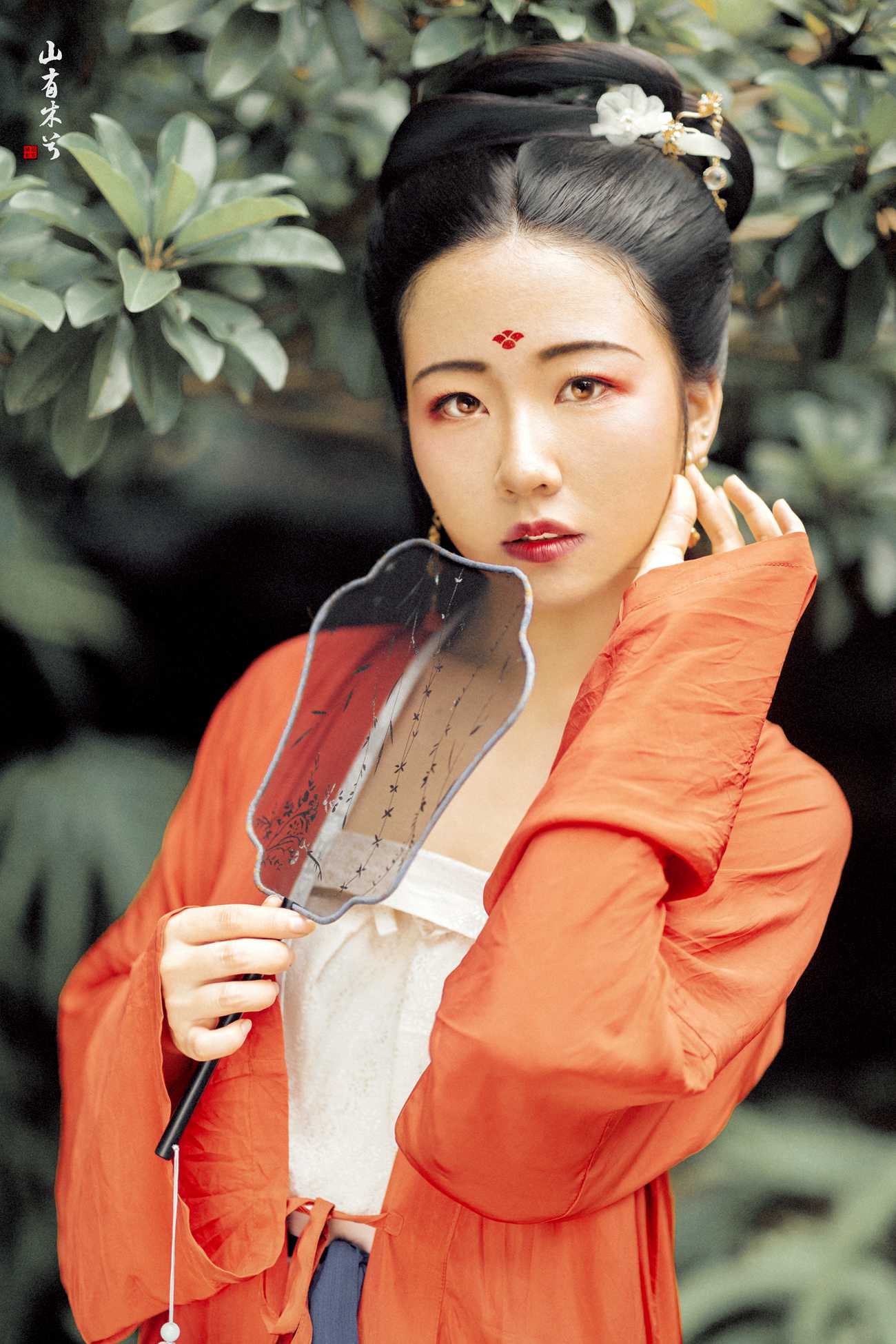 图片[13]-[YITUYU艺图语] 2021.10.11 山有木兮 mandy [27P] – 速更版-美库