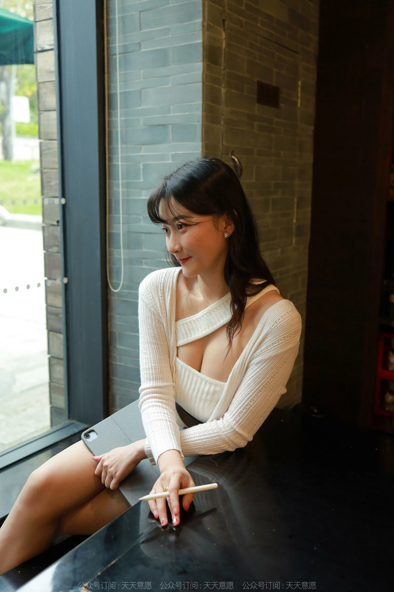 图片[42]-[IESS异思趣向] 2022.04.27 丝享家1072：秋秋《迷人事业线》[85P] – 速更版-美库