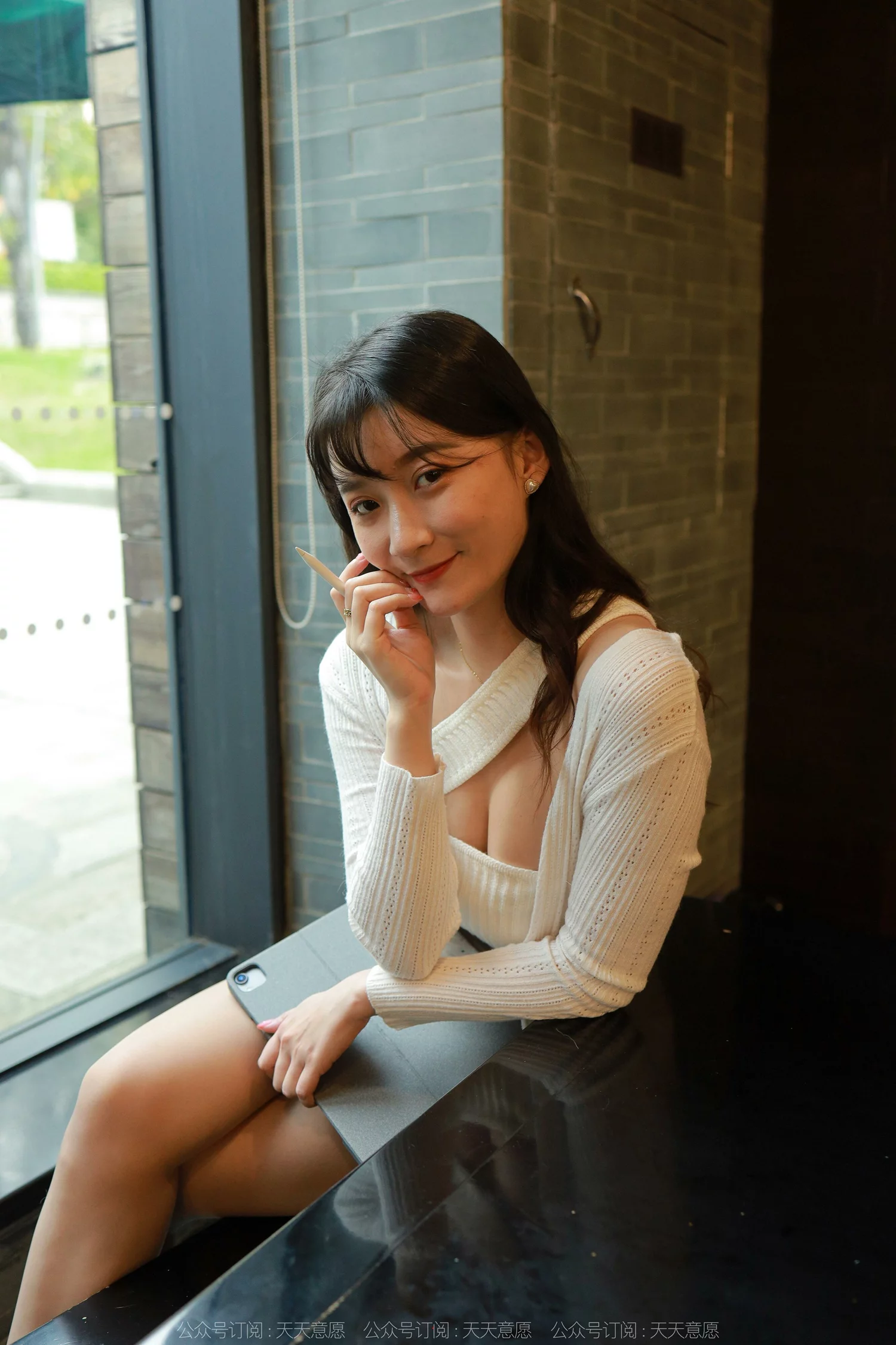 图片[43]-[IESS异思趣向] 2022.04.27 丝享家1072：秋秋《迷人事业线》[85P] – 速更版-美库