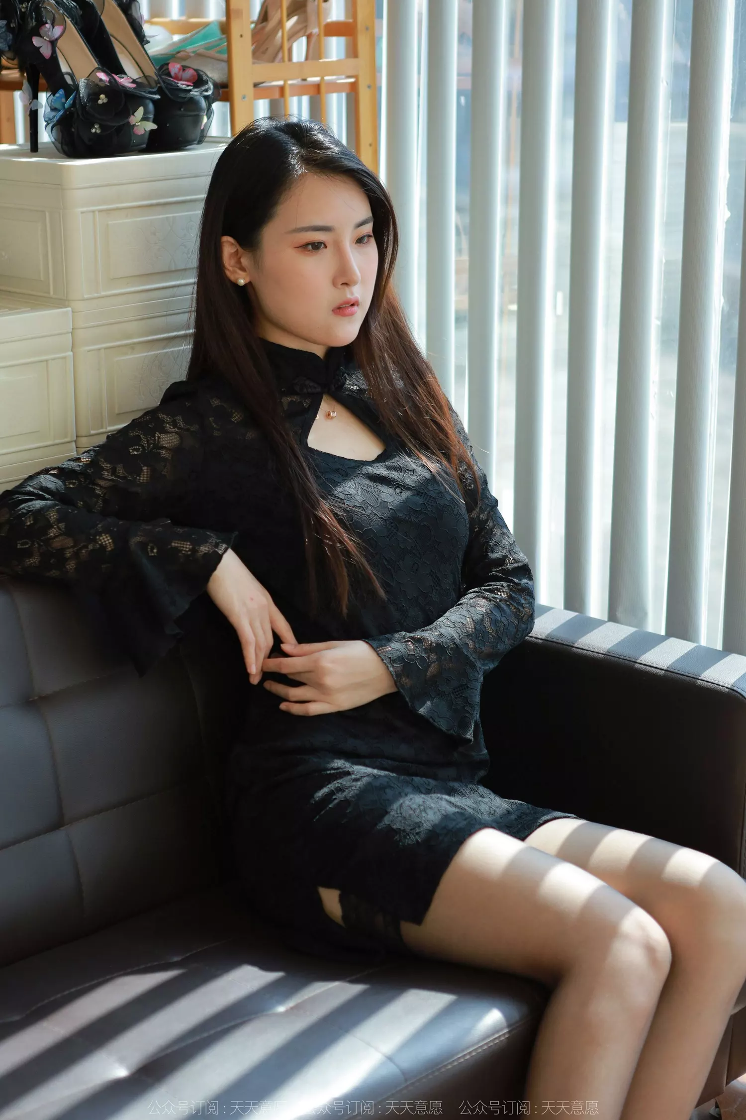 图片[25]-[IESS异思趣向] 2022.04.28 丝享家1073：小宝《半筒嘿丝》[73P] – 速更版-美库