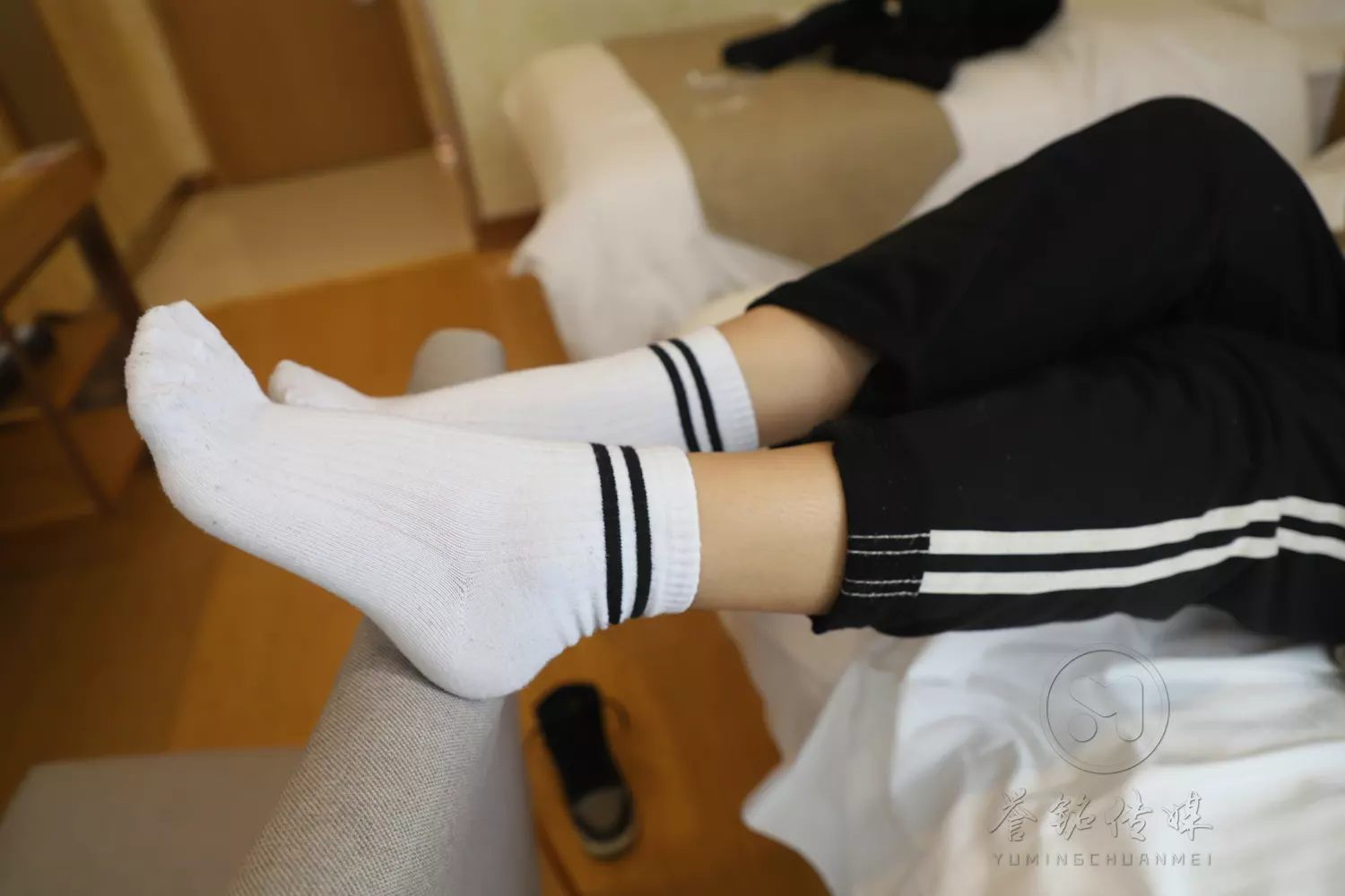 图片[72]-[誉铭传媒]袜足摄影 2019年 NO.013 少女裸足[150P] – 速更版-美库