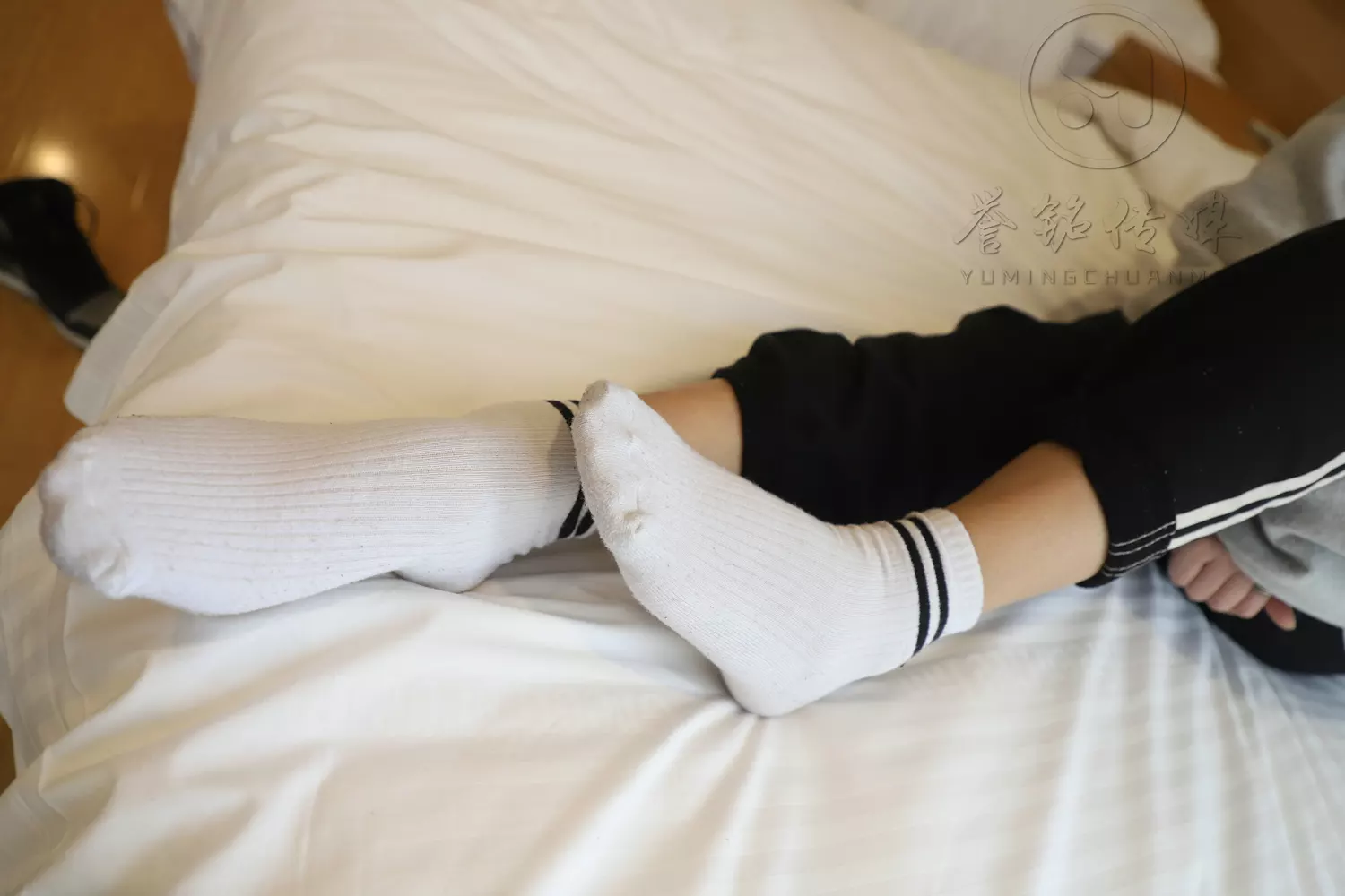 图片[84]-[誉铭传媒]袜足摄影 2019年 NO.013 少女裸足[150P] – 速更版-美库