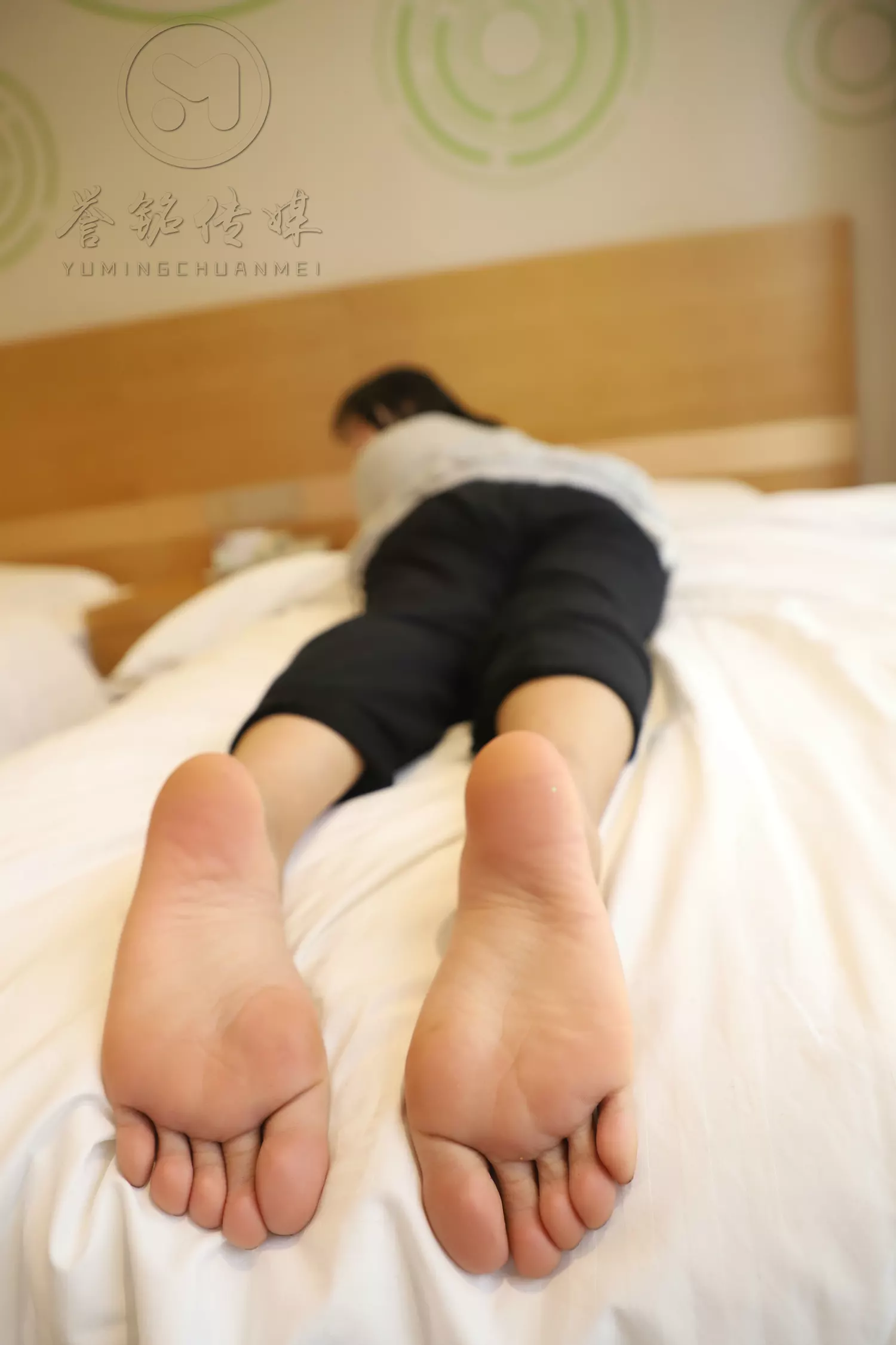 图片[131]-[誉铭传媒]袜足摄影 2019年 NO.013 少女裸足[150P] – 速更版-美库