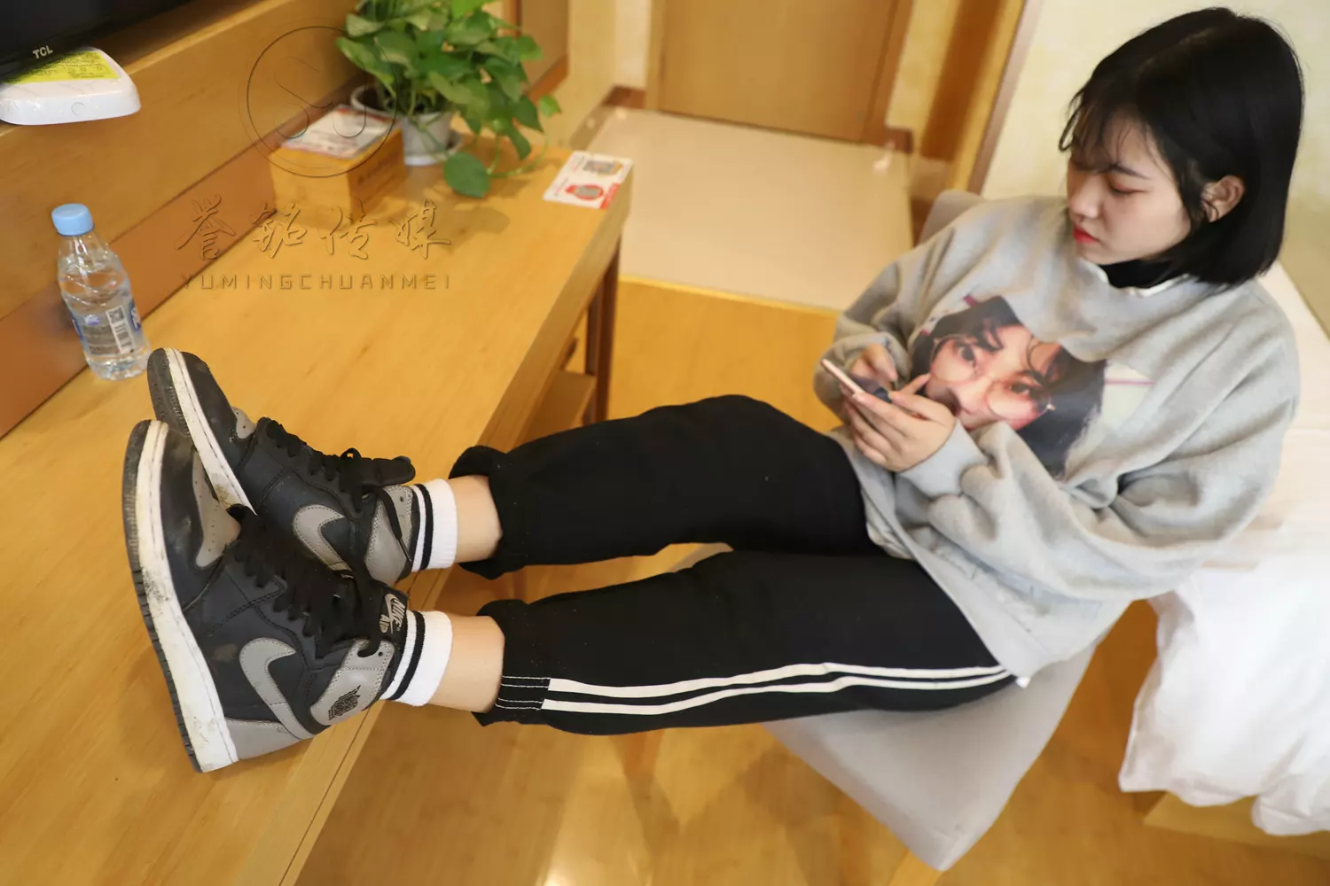 图片[149]-[誉铭传媒]袜足摄影 2019年 NO.013 少女裸足[150P] – 速更版-美库