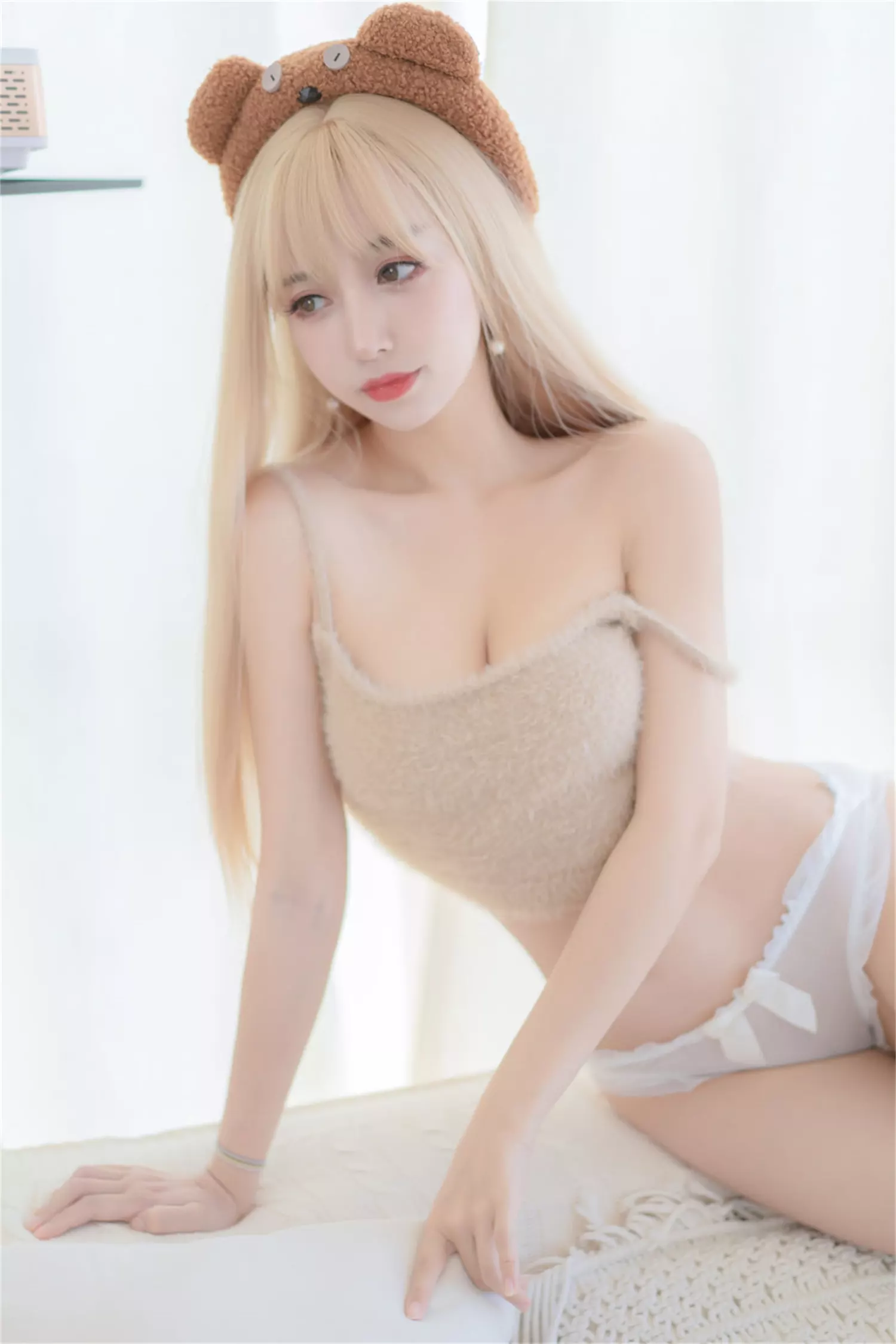 图片[17]-斗鱼米线线sama写真 小熊软糖 [30P] – 速更版-美库